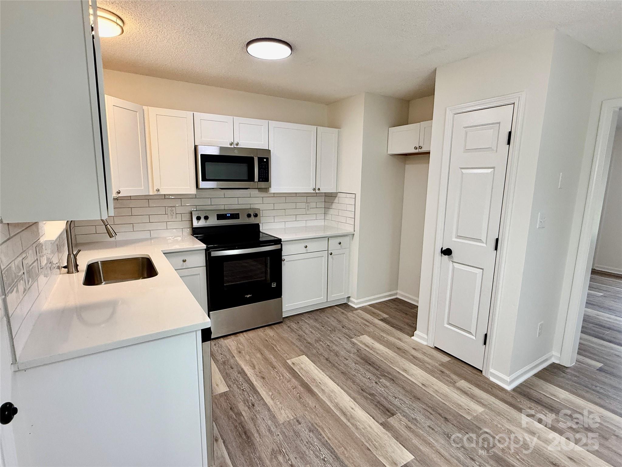 3403 Fernstone Circle