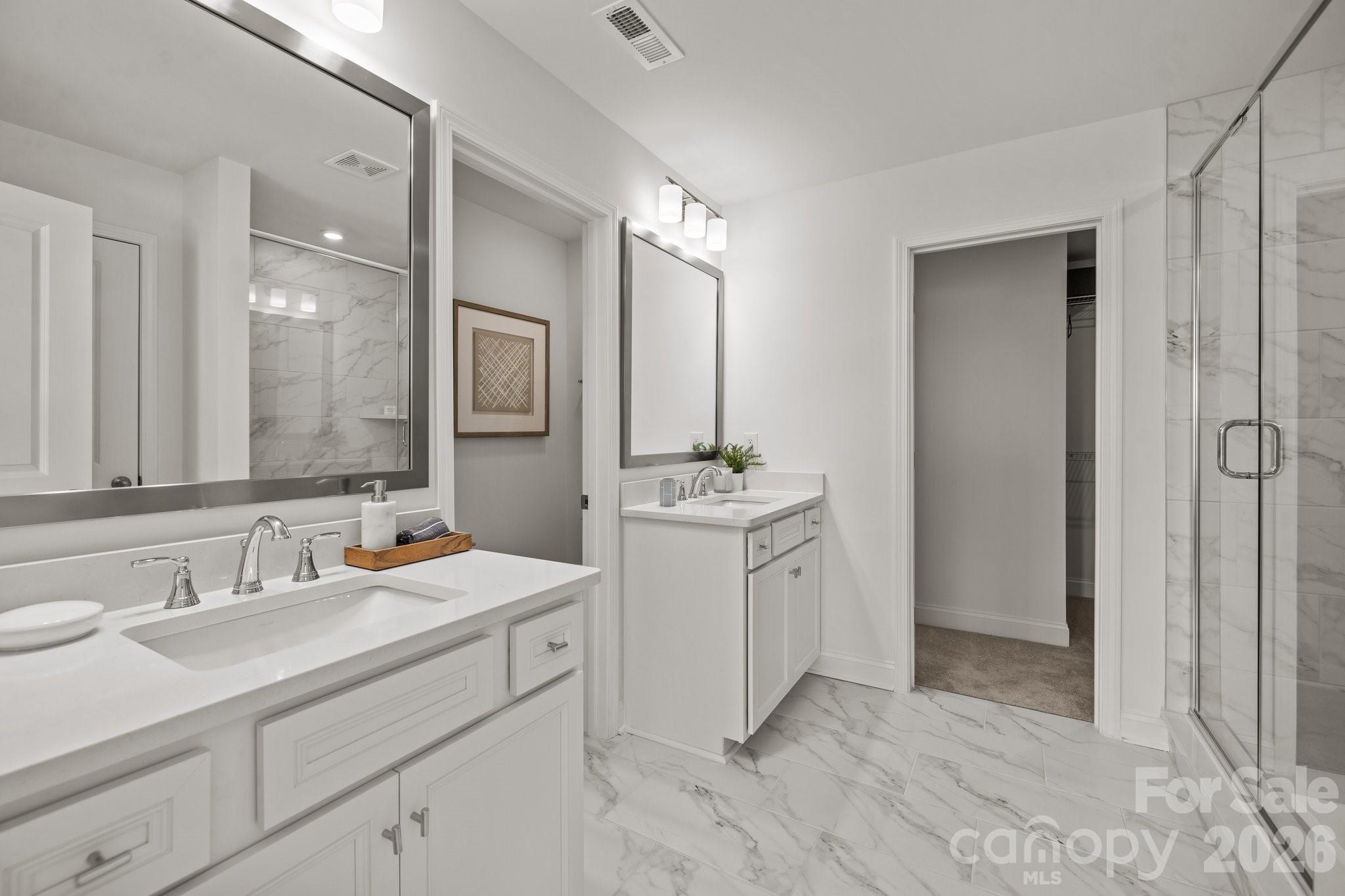 Lakeside Glen - Residential