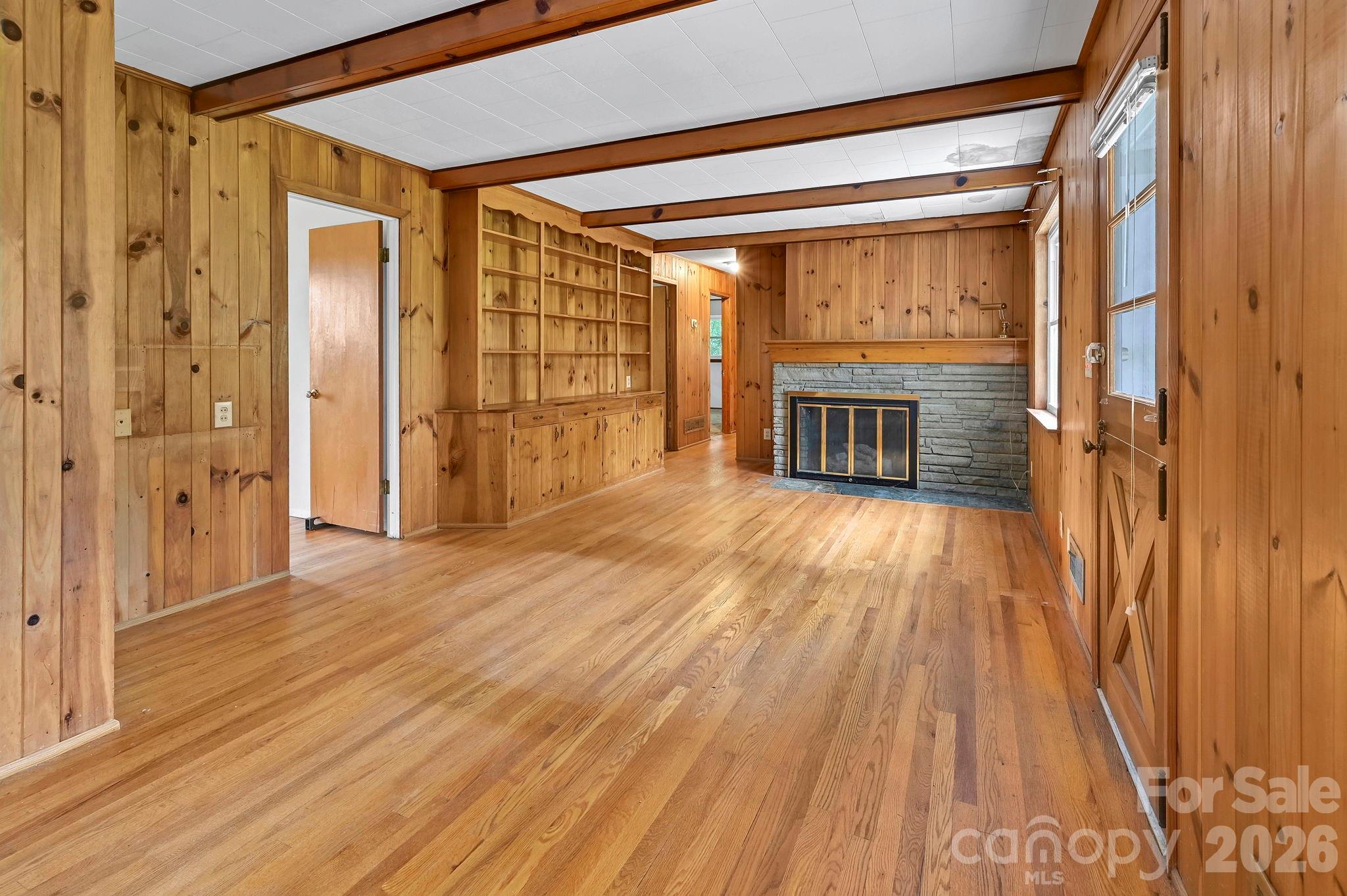720 Mergans Lane