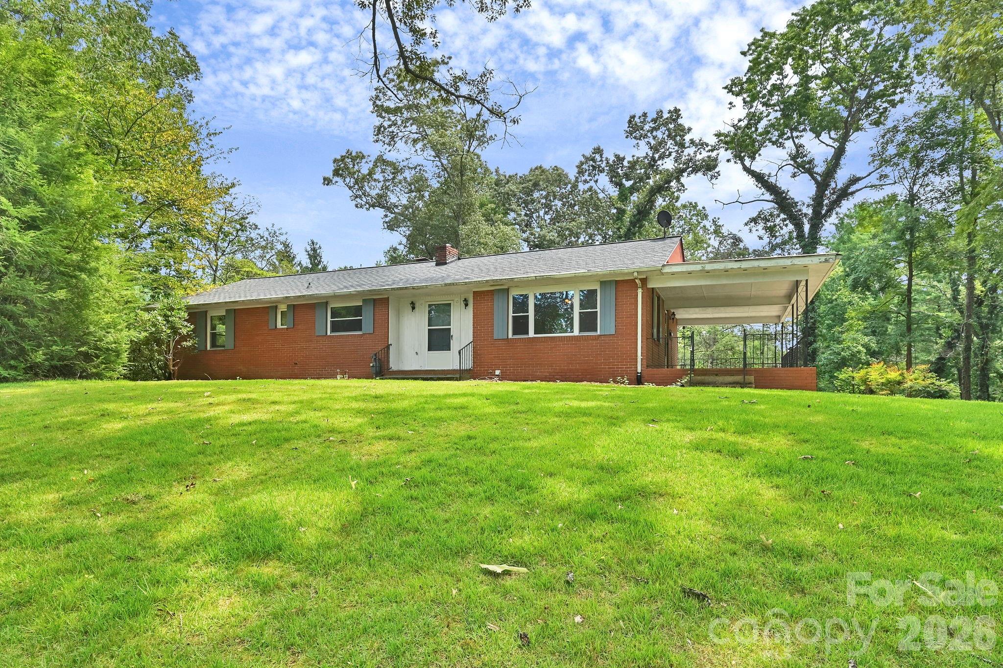 720 Mergans Lane