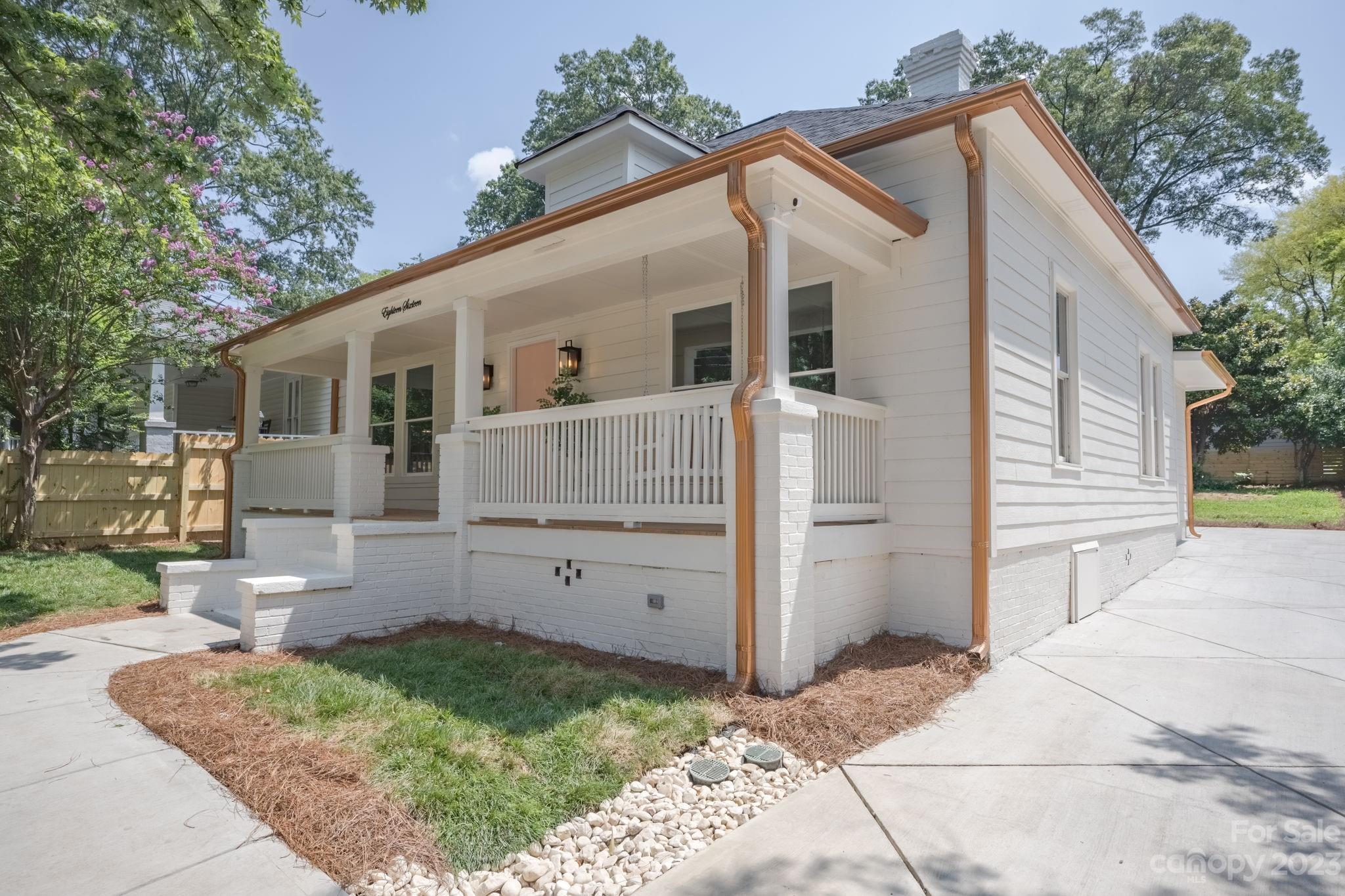 Villa Heights - Residential