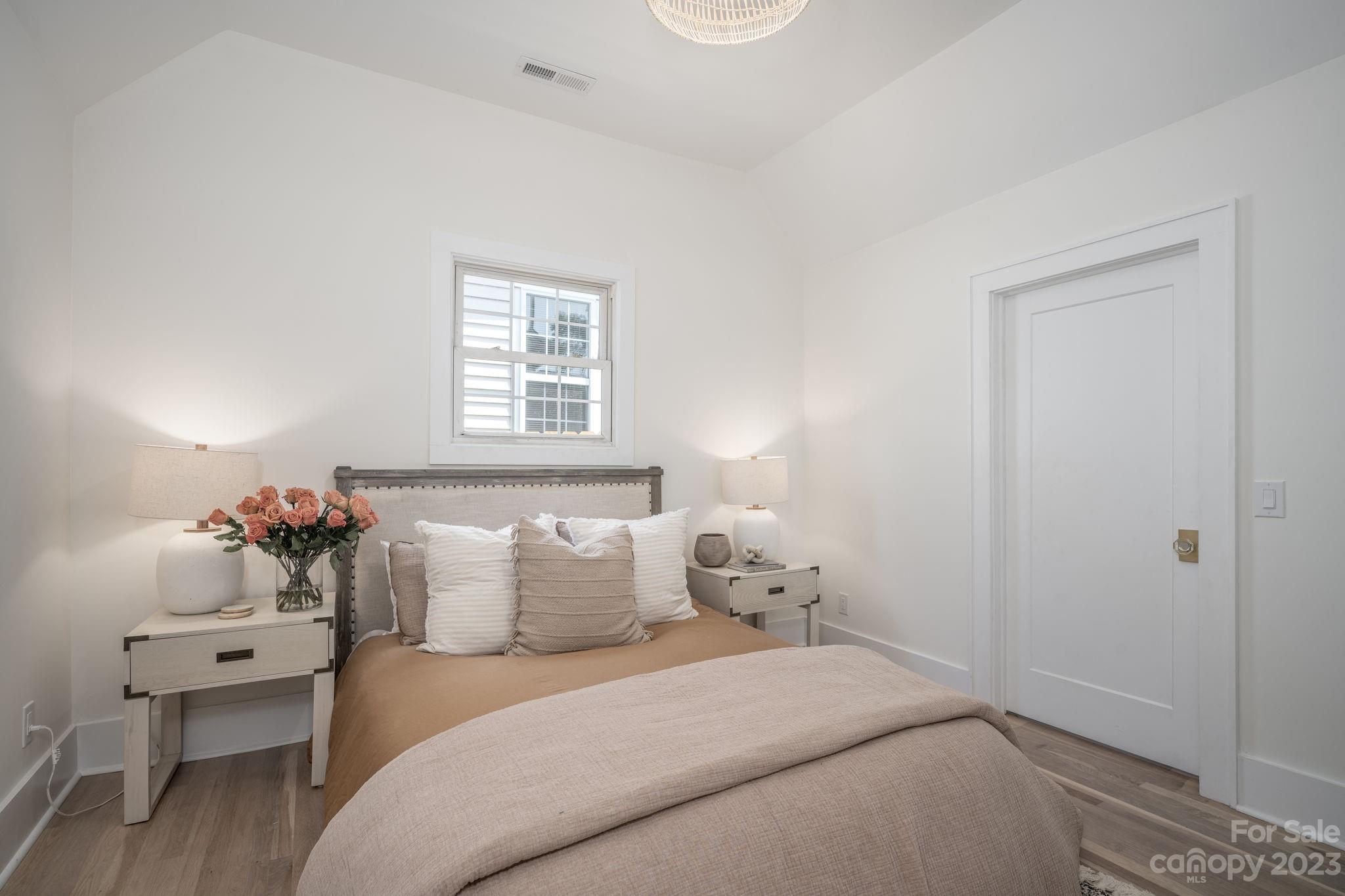 Villa Heights - Residential