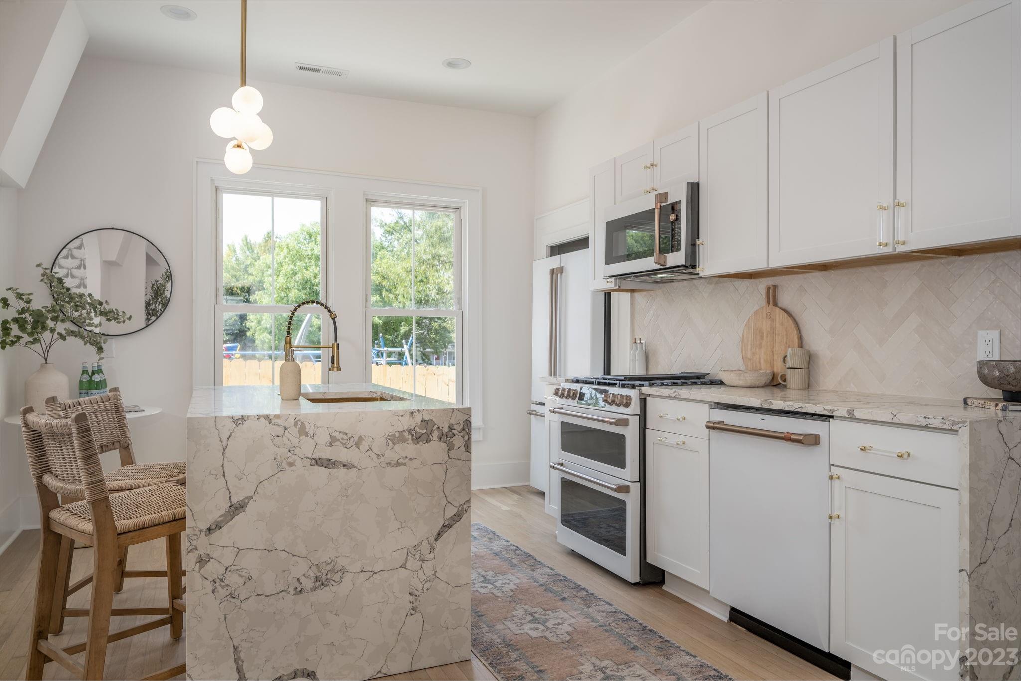 Villa Heights - Residential