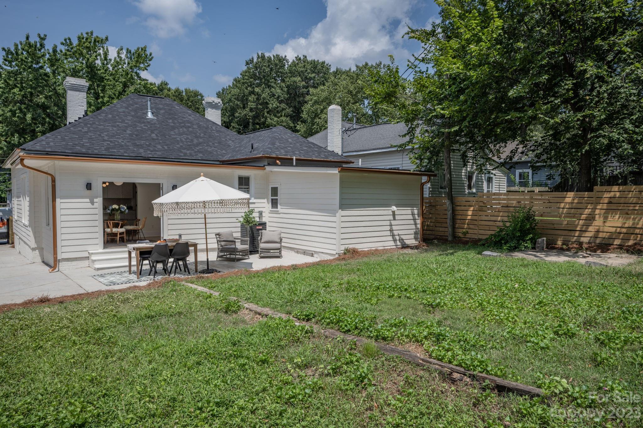 Villa Heights - Residential