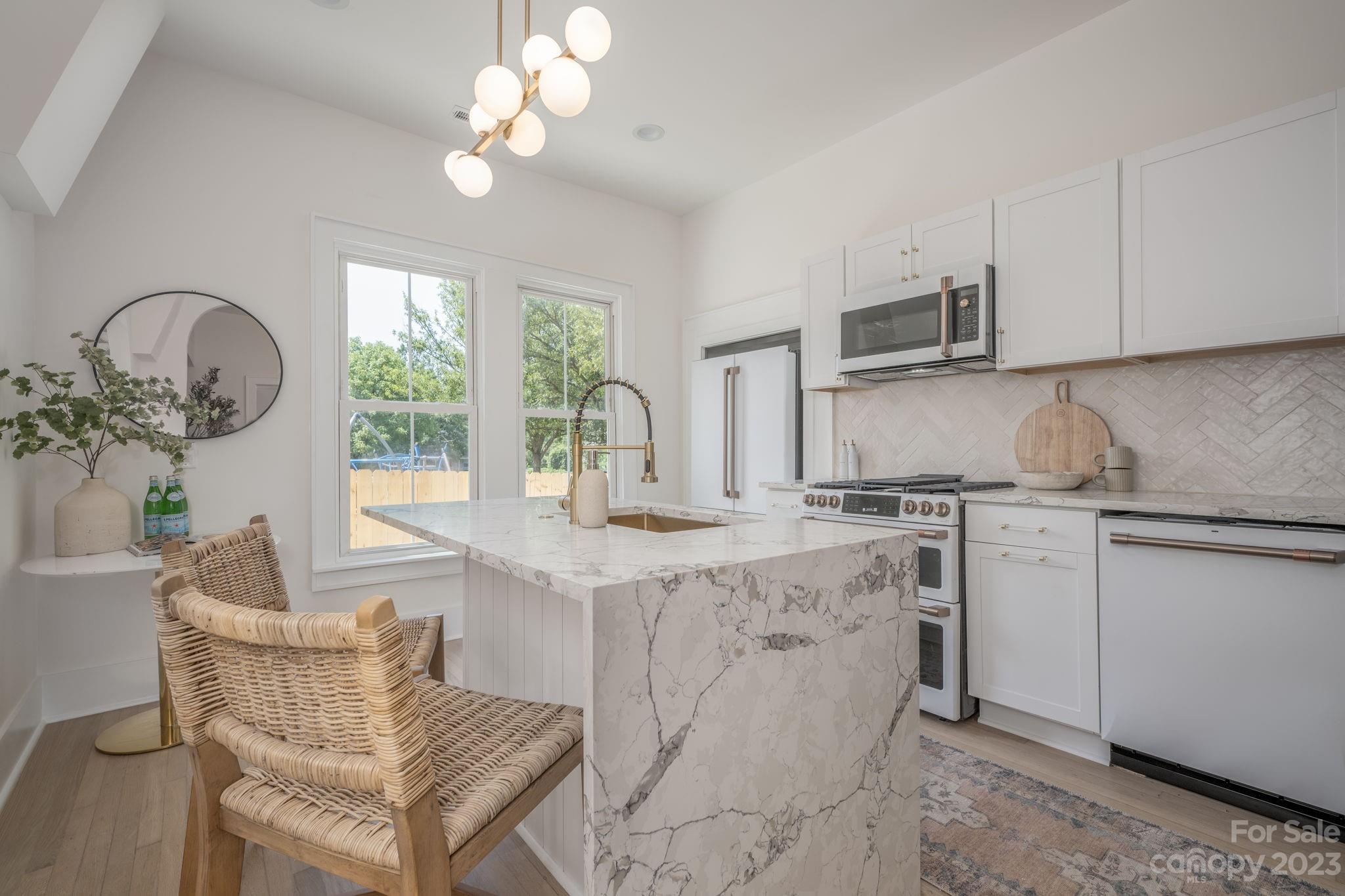 Villa Heights - Residential