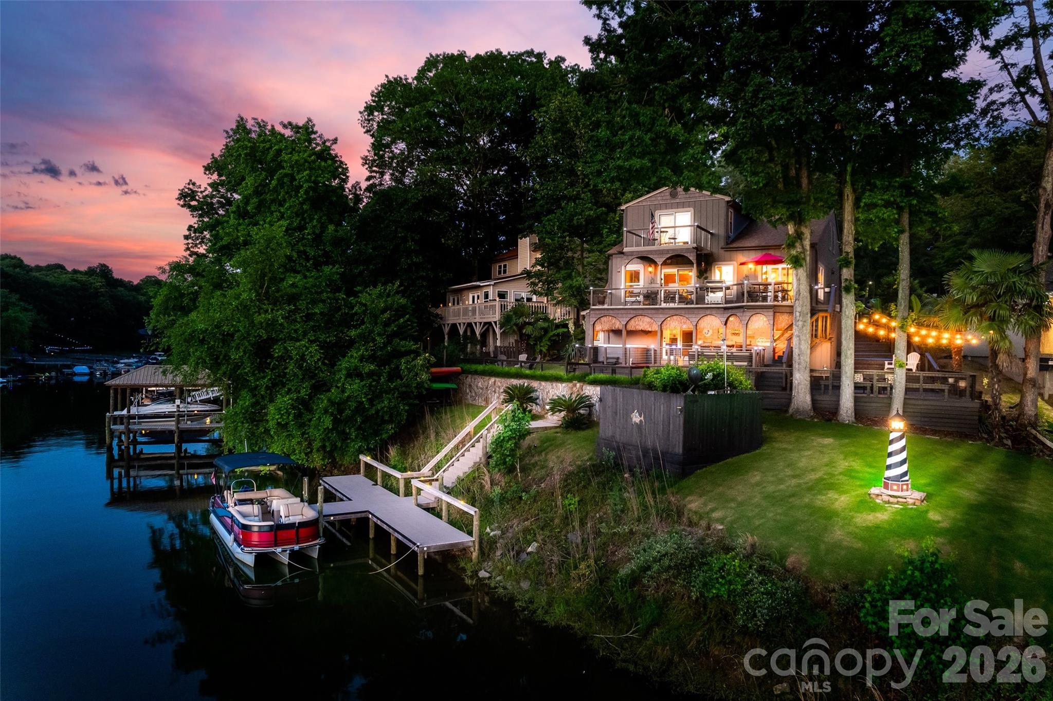 Tega Cay - Residential