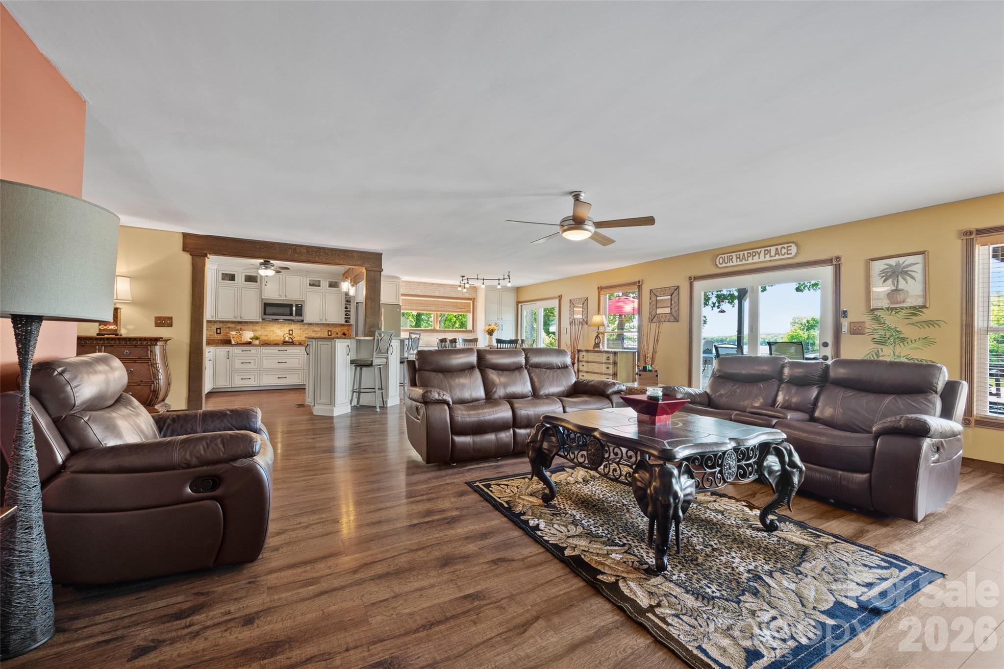 Tega Cay - Residential