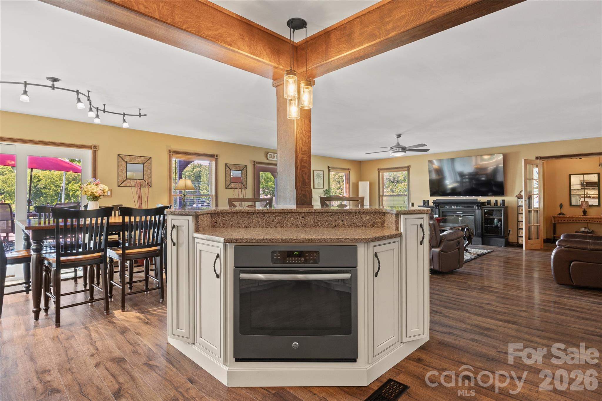 Tega Cay - Residential