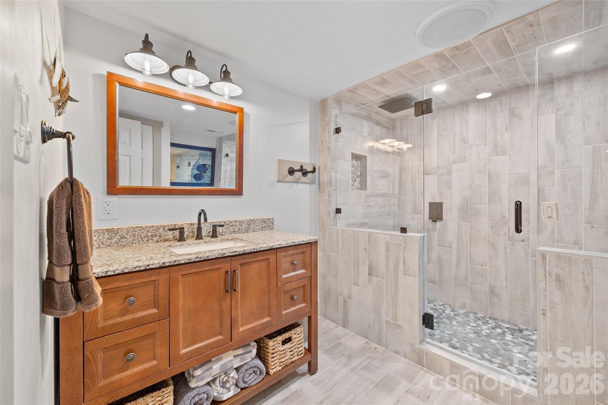 Tega Cay - Residential