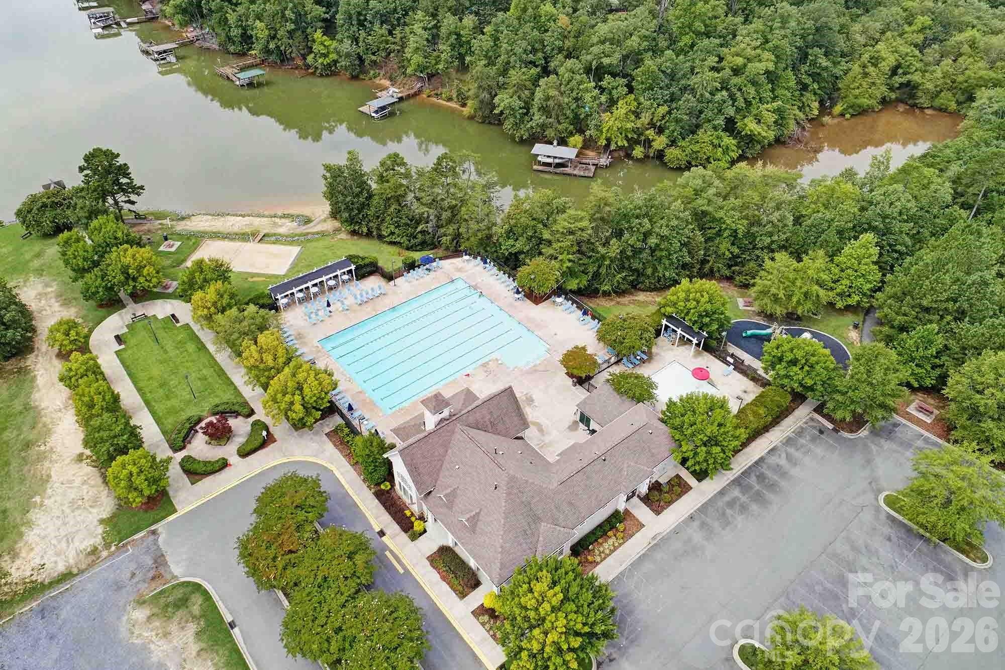 Tega Cay - Residential