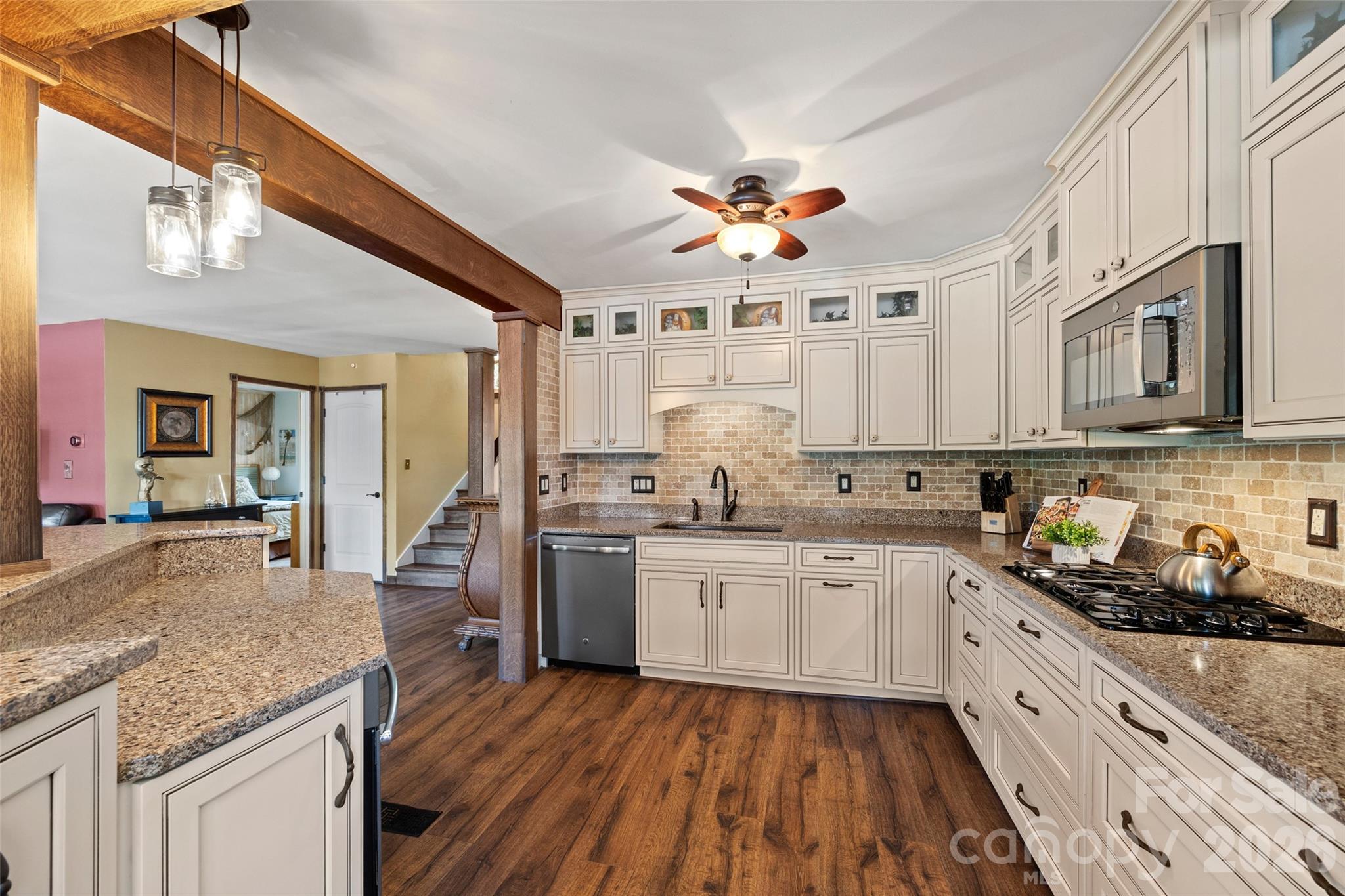 Tega Cay - Residential