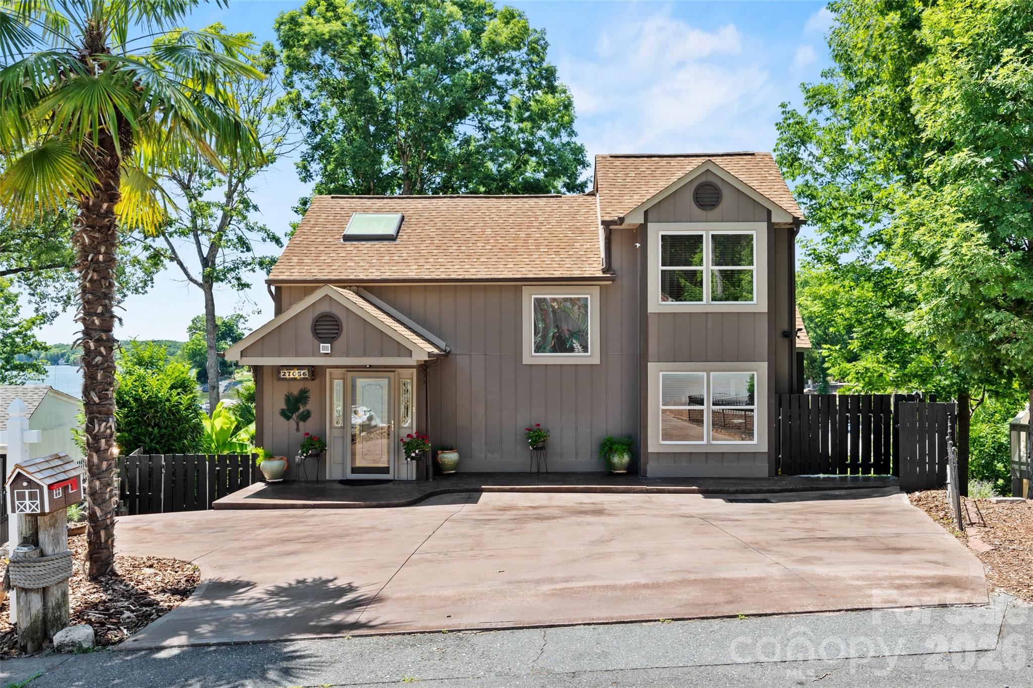 Tega Cay - Residential