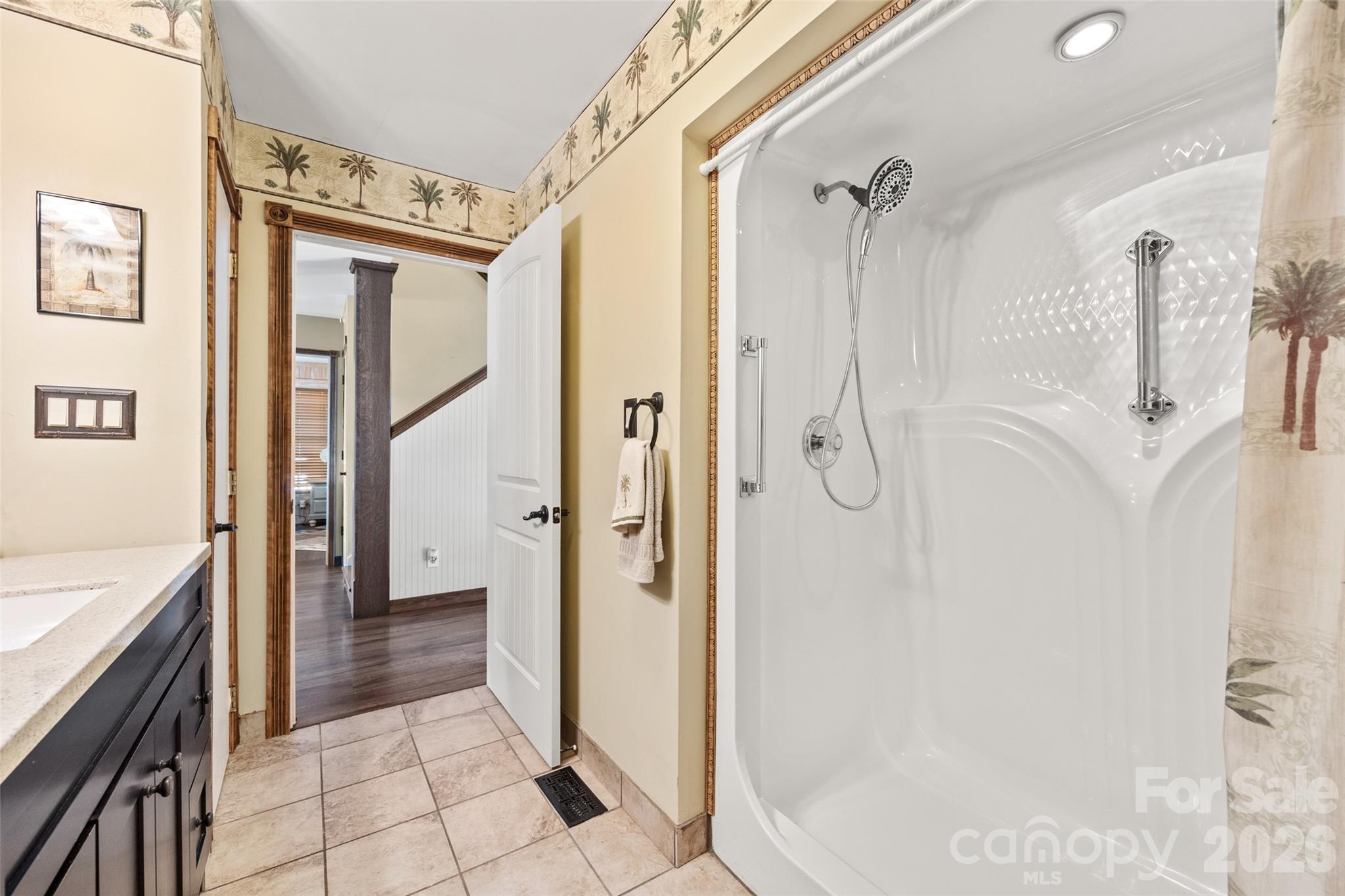 Tega Cay - Residential