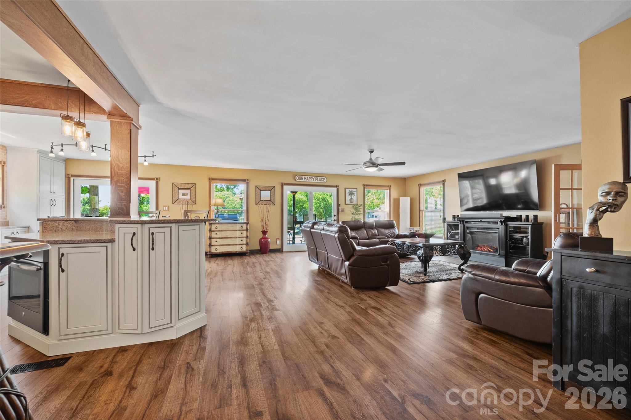 Tega Cay - Residential