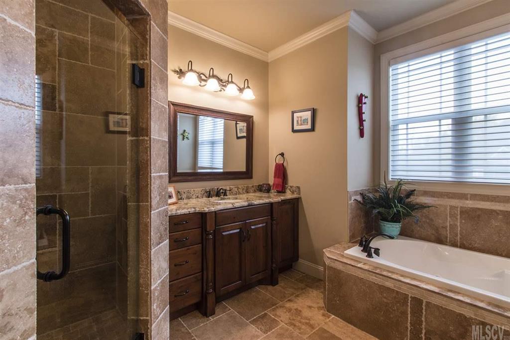 Moores Ferry - Residential