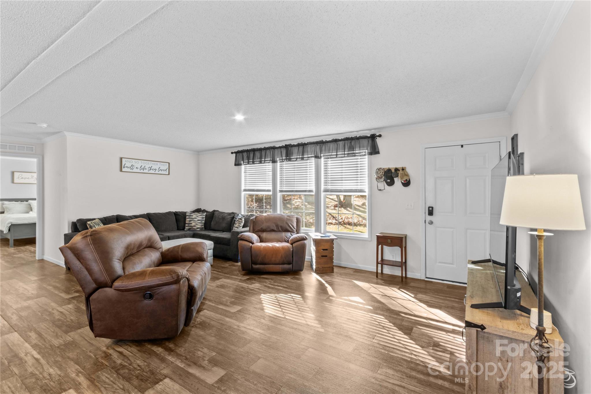 5900 Raintree Circle