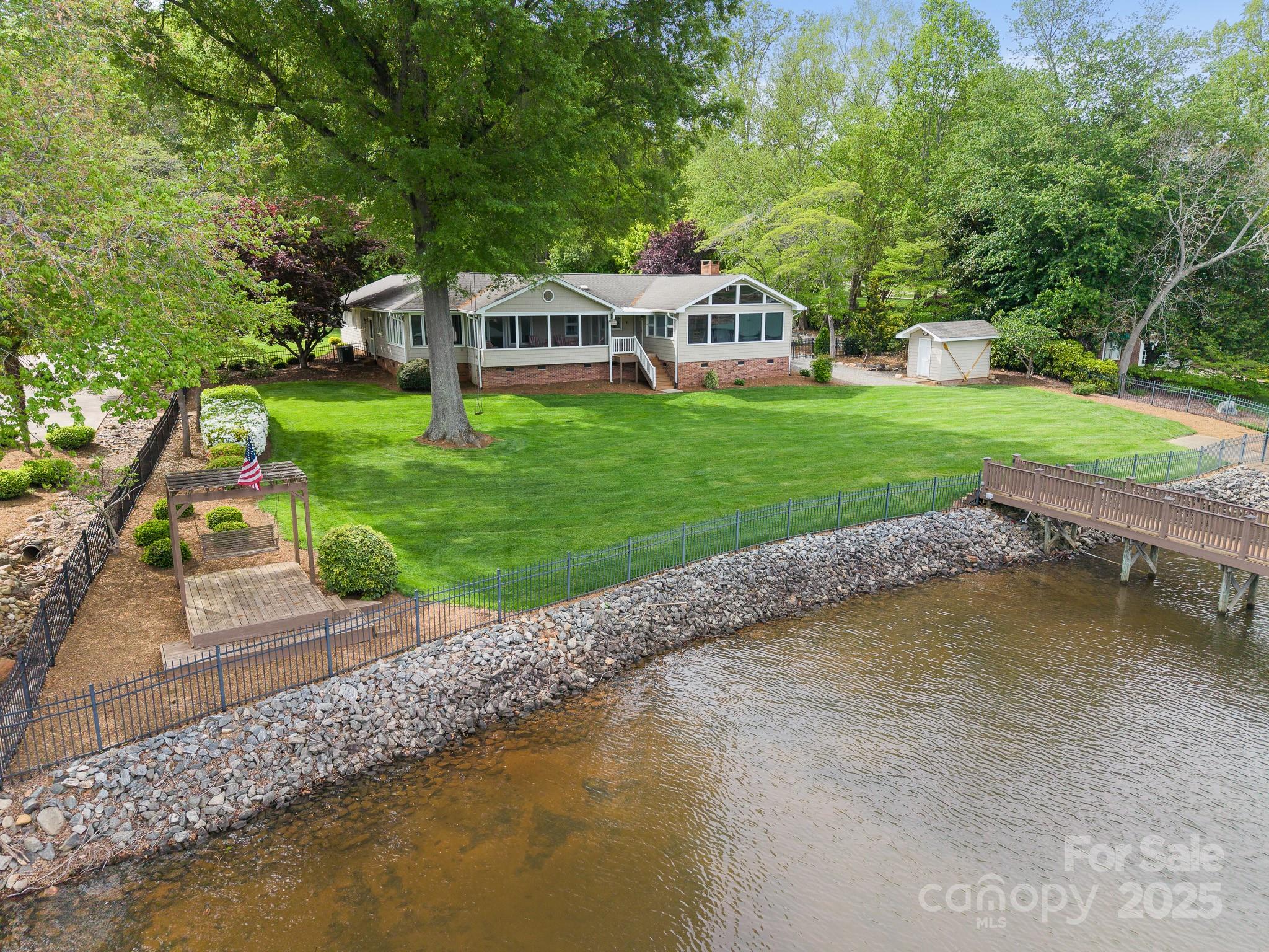 173 Riverwood Road