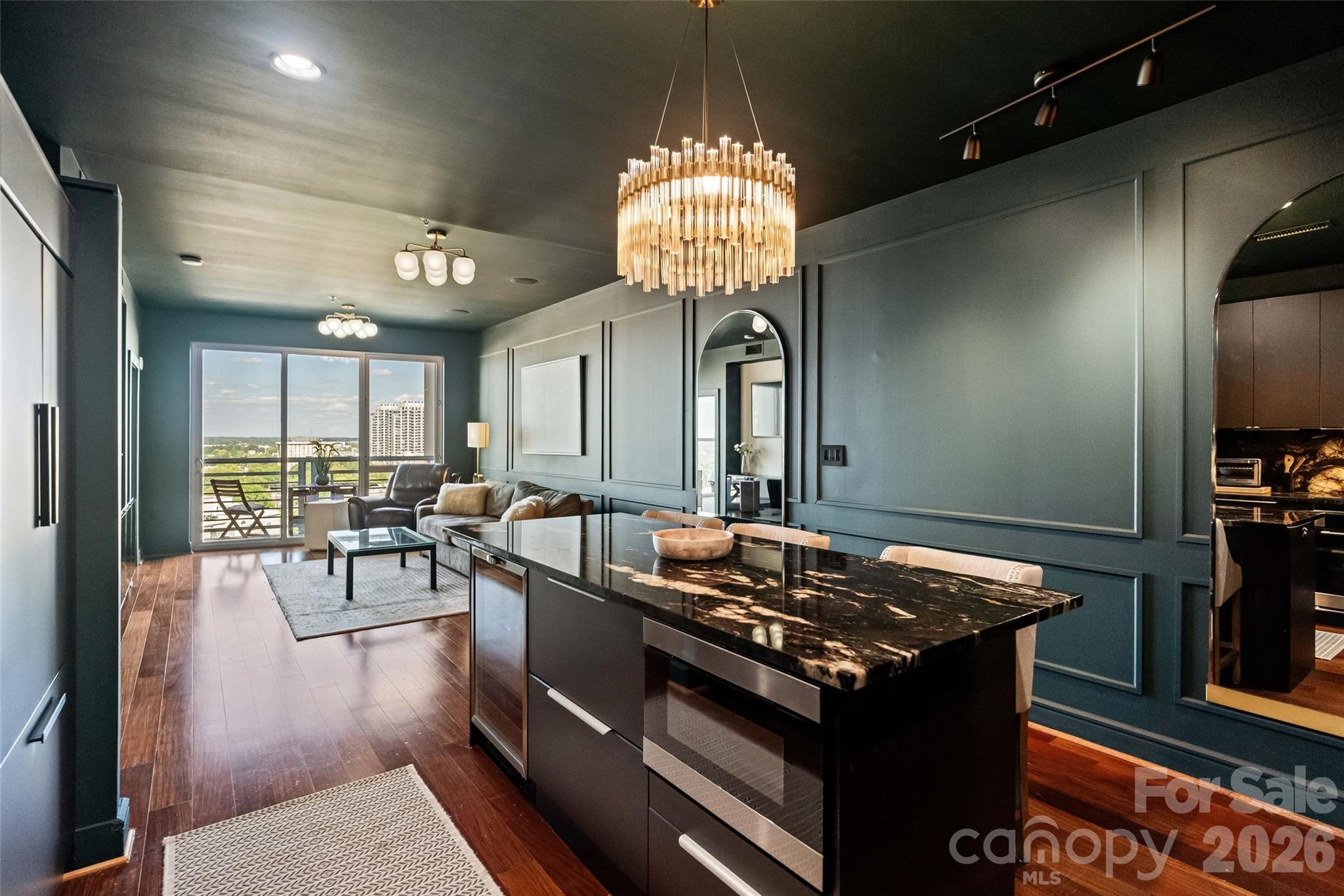 333 W Trade Street 1301