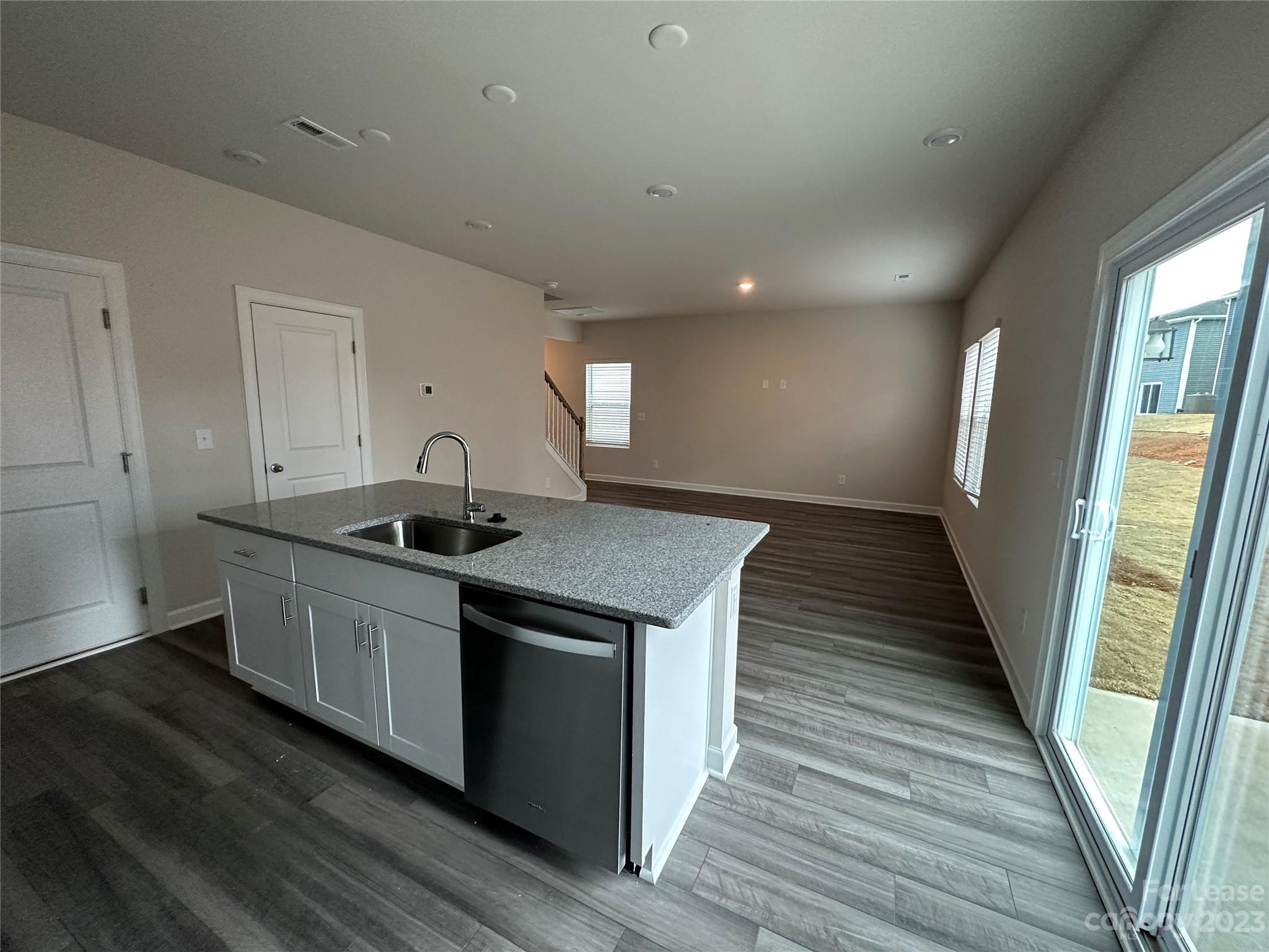 Morgan Hills - Residential Lease