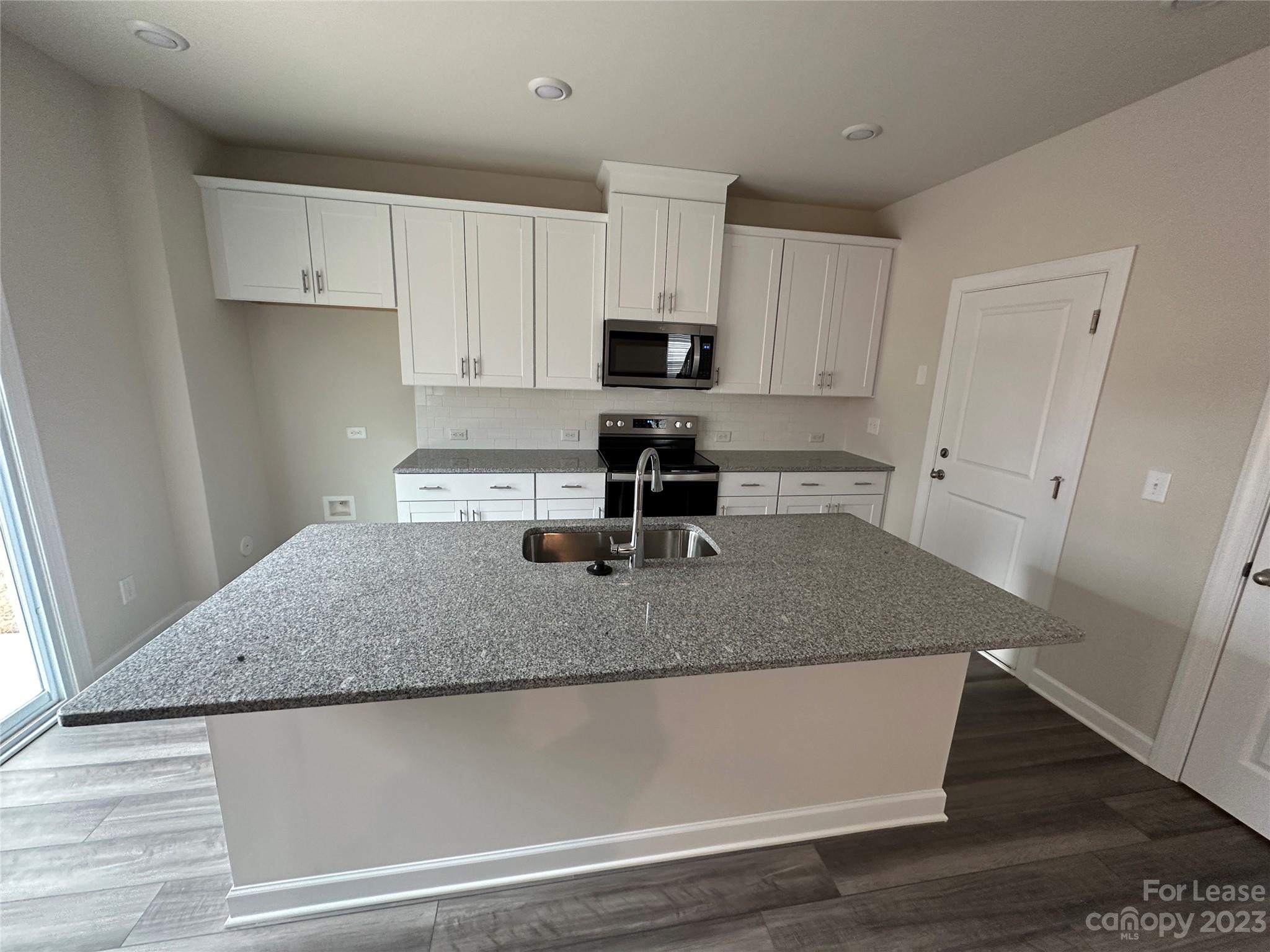 Morgan Hills - Residential Lease