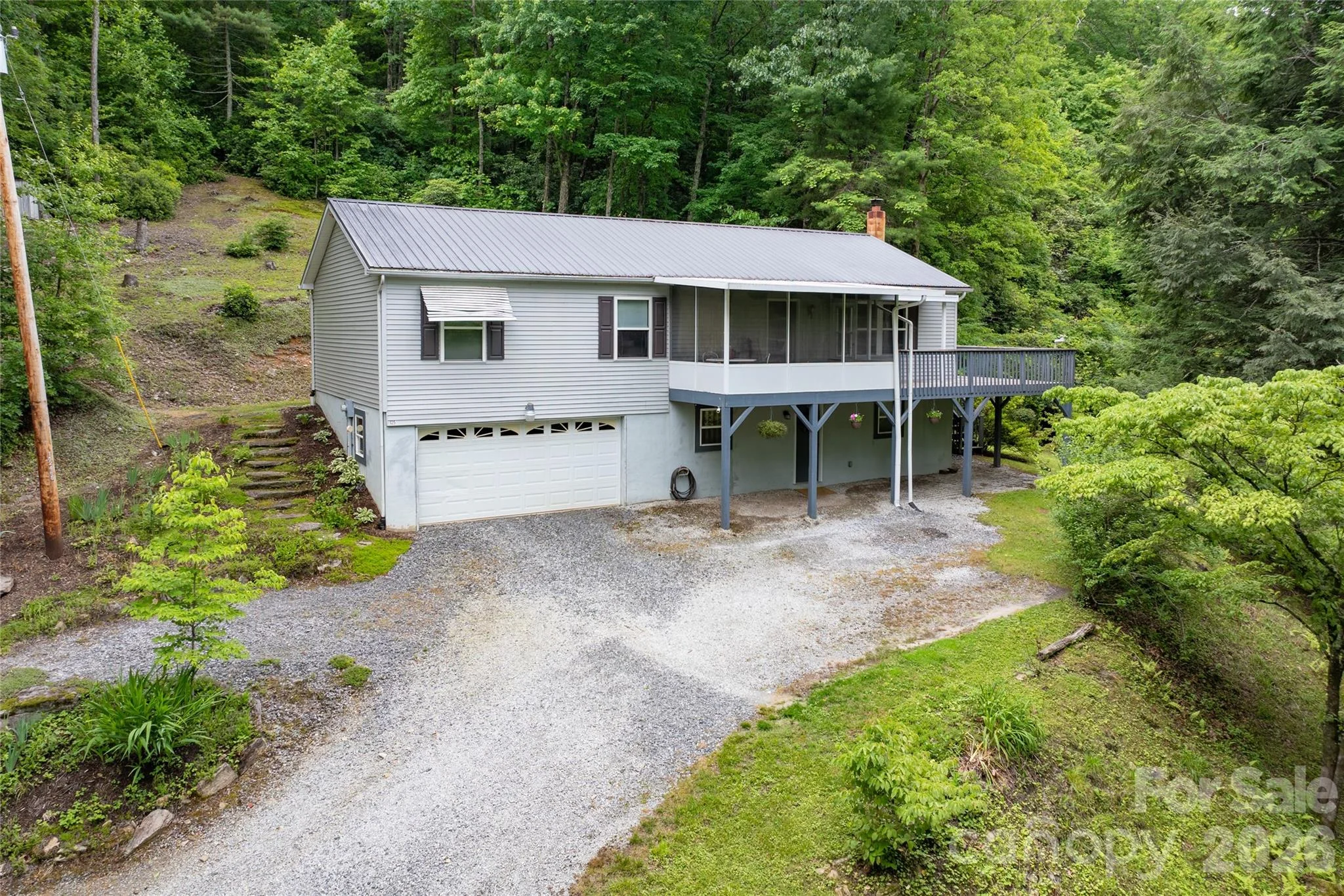 125 Round Mountain Road, Brevard, NC, 28747