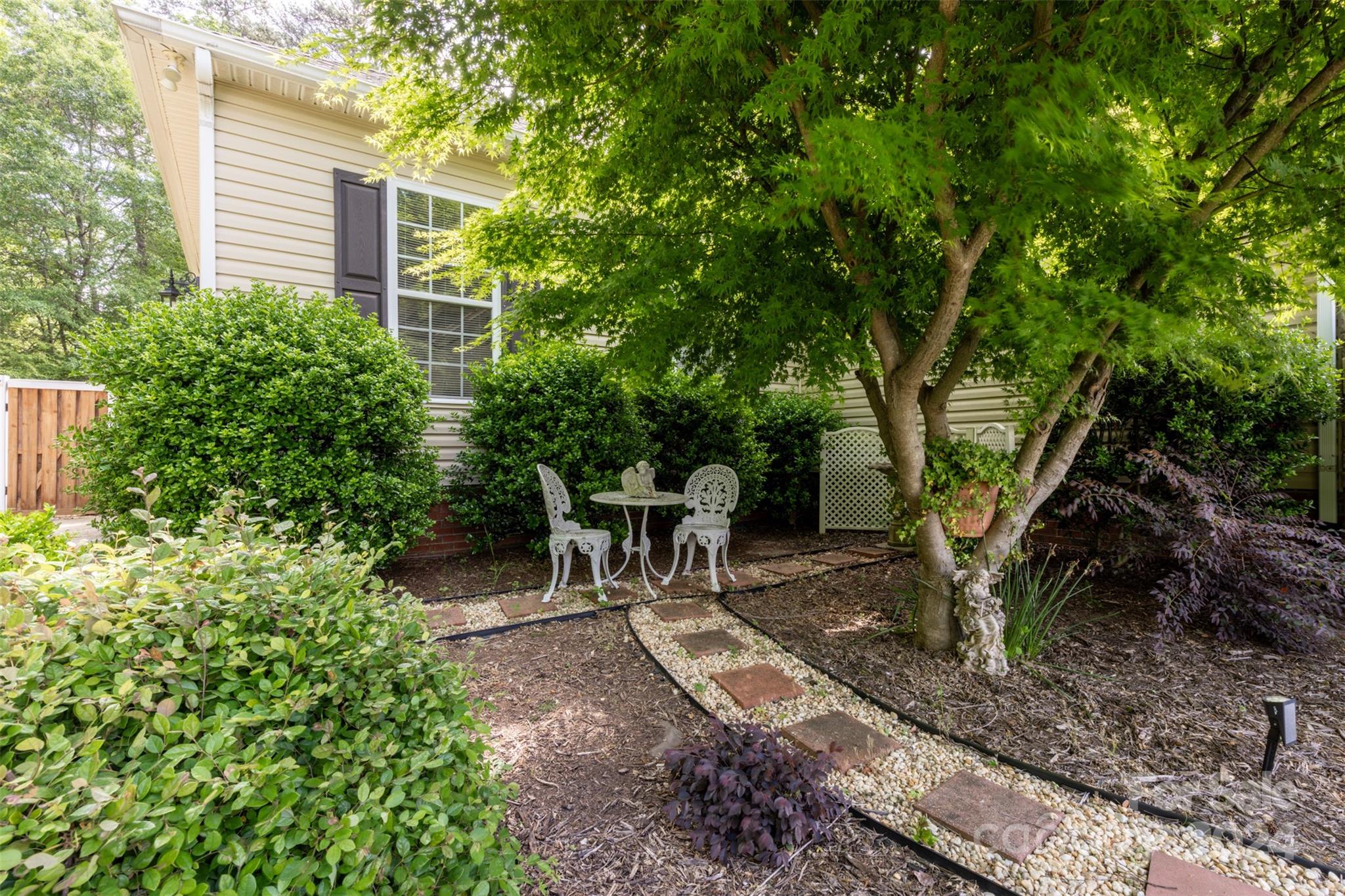 Cobblestone Village - Residential