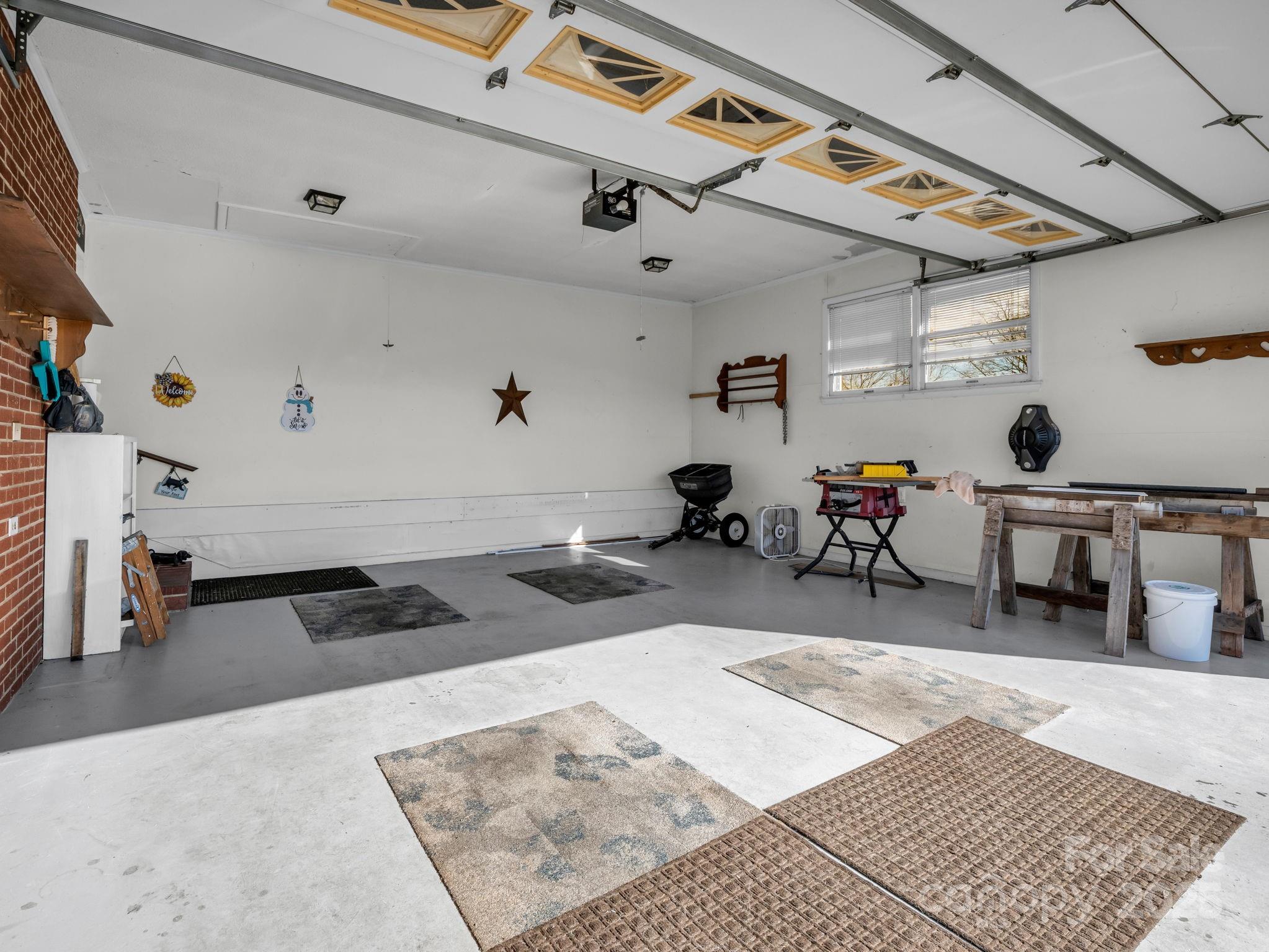 1504 Maple Creek Road