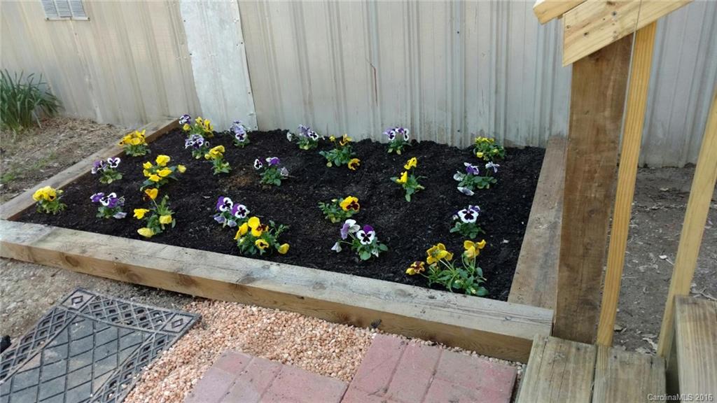 Twin Stream Estates - Residential