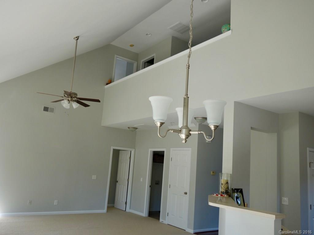 Autumn Cove At Lake Wylie - Residential