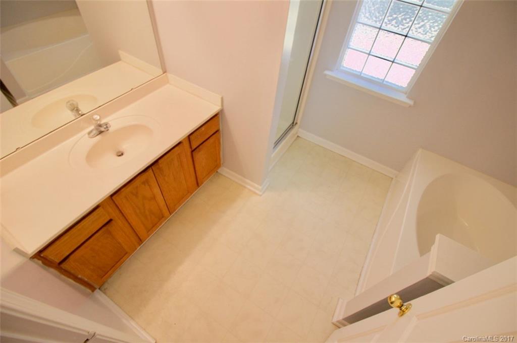 Tracy Glenn - Residential Lease