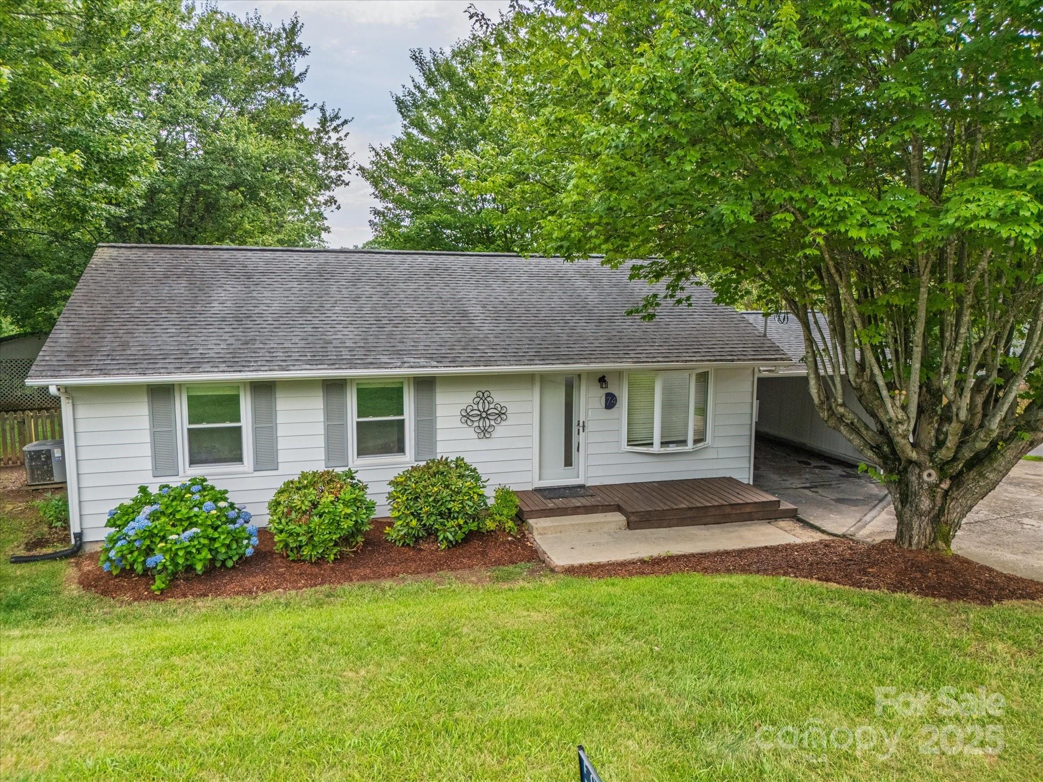 74 Hi Alta Avenue