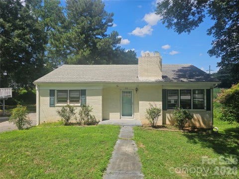 Photo of 840 W Garrison Boulevard, Gastonia, NC 28052 (MLS # 4416918)
