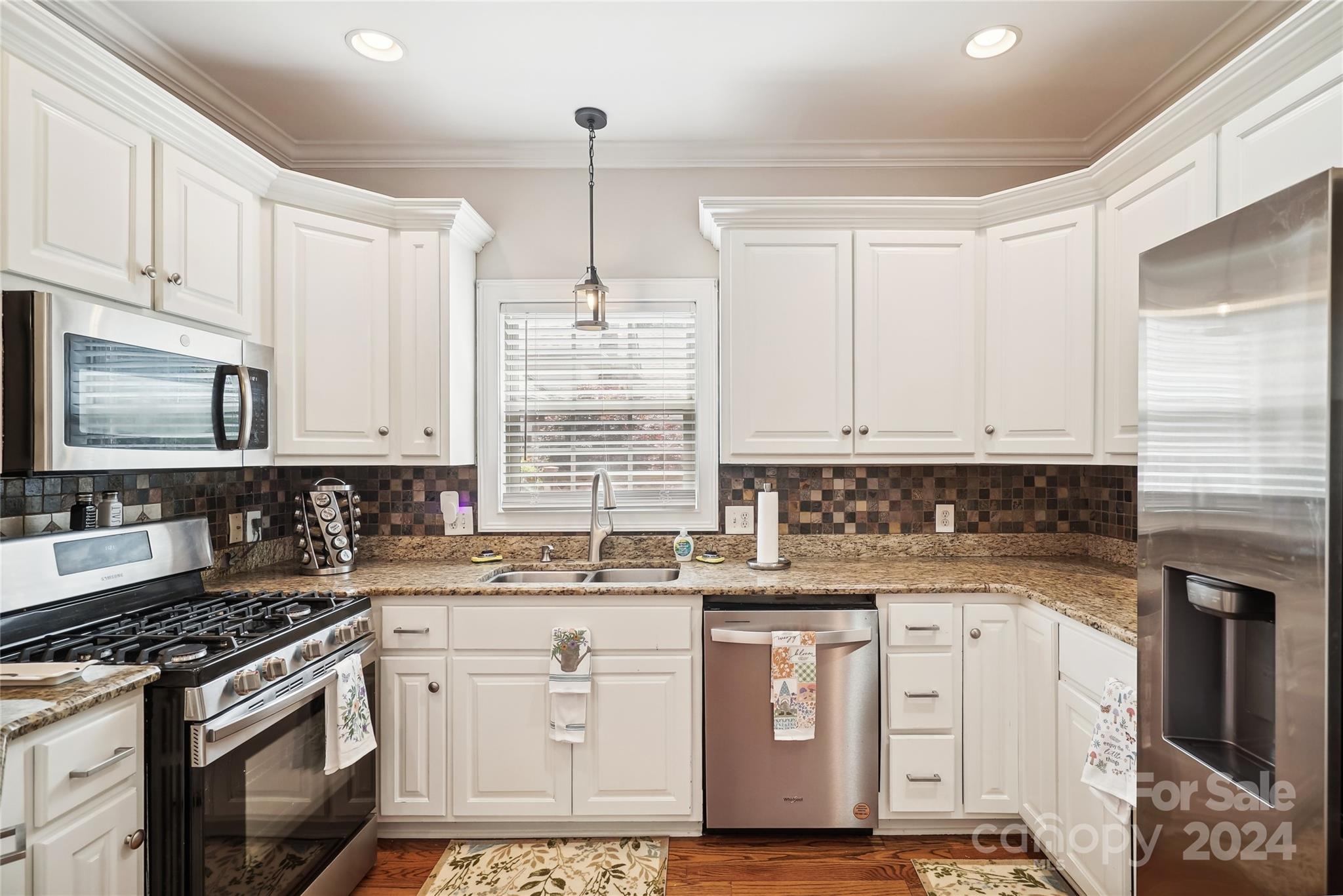 College Place - Residential