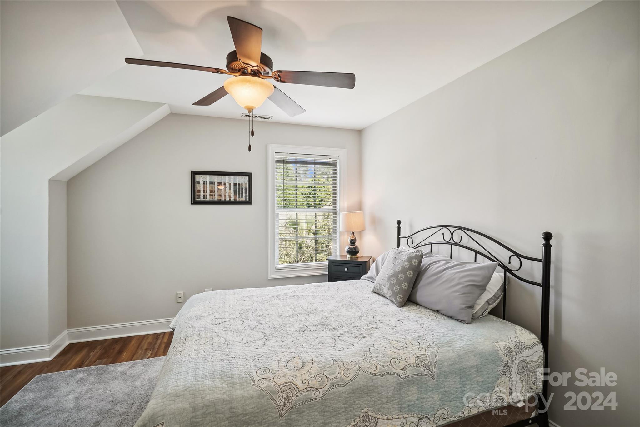 College Place - Residential