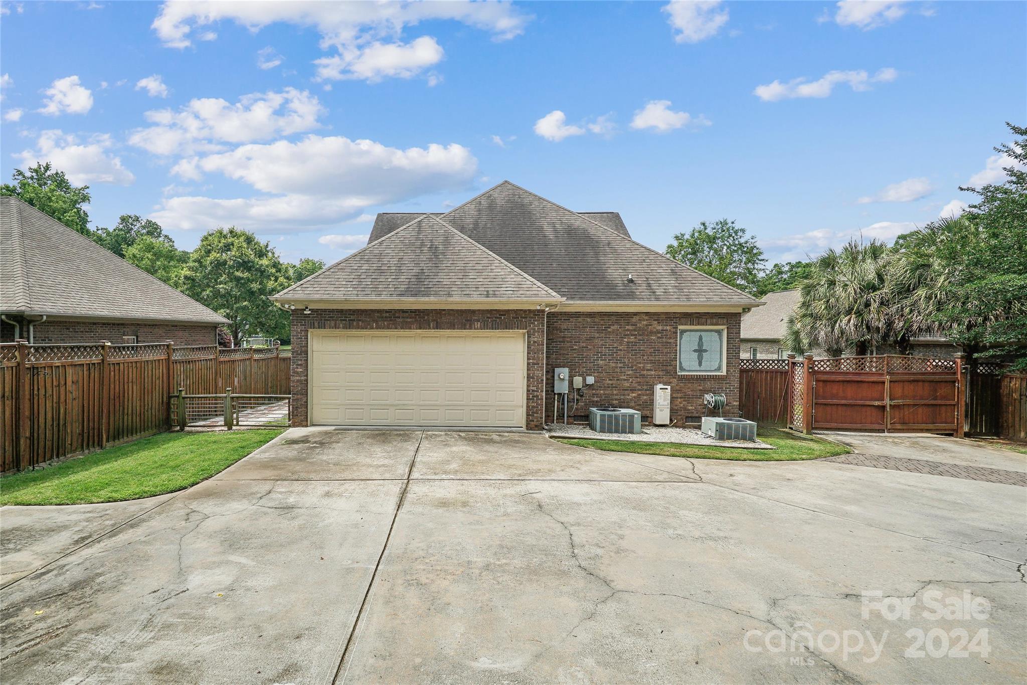 College Place - Residential