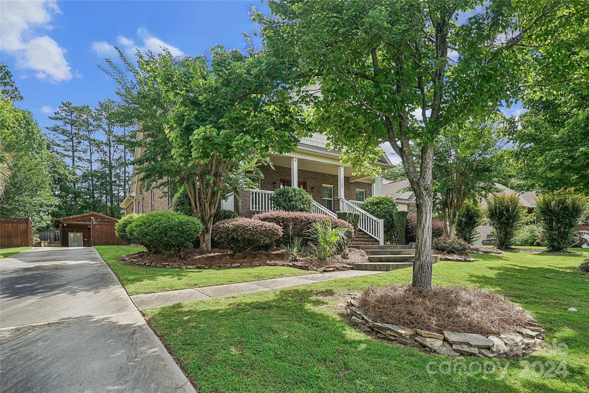 College Place - Residential