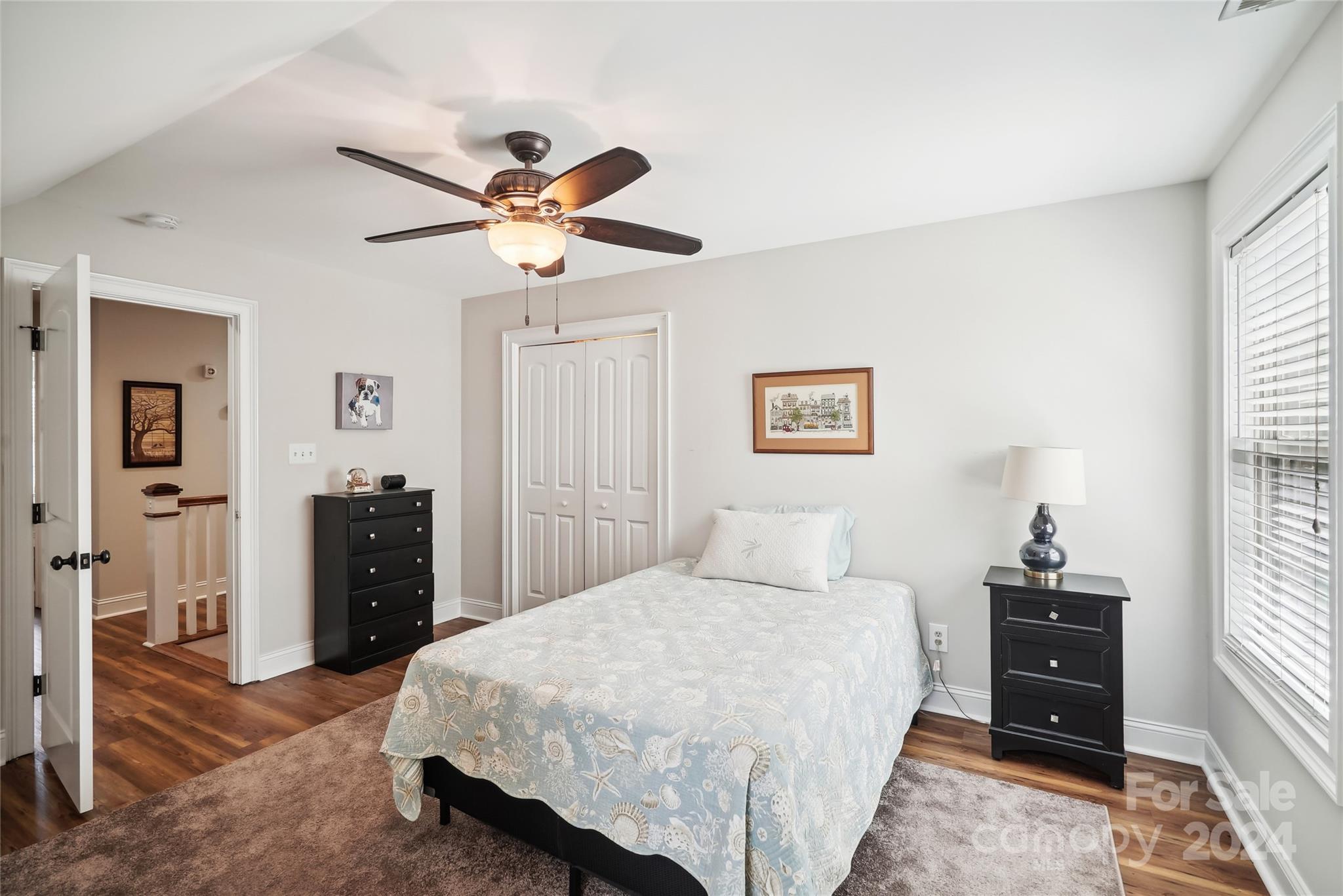 College Place - Residential