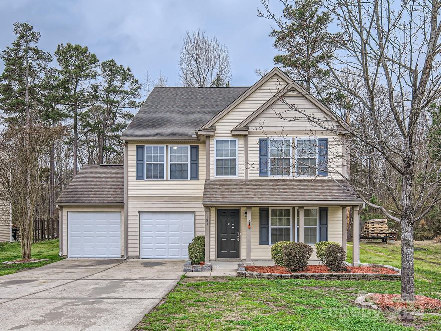 Check out this Spacious home in the Wellsbrook community! Wonderful floorplan comes with 3 Bedrooms, and 2.5 baths.  There is a flex space downstairs that could be used as a play area for the little ones, an office for those who may be working from home, or a lounge area. Upstairs there is a large master suite and the master bathroom features dual sinks, tile floor and walk-in closet. Lots of square footage for a growing family. Community amenities include a picnic area, pond, playground and community pool.