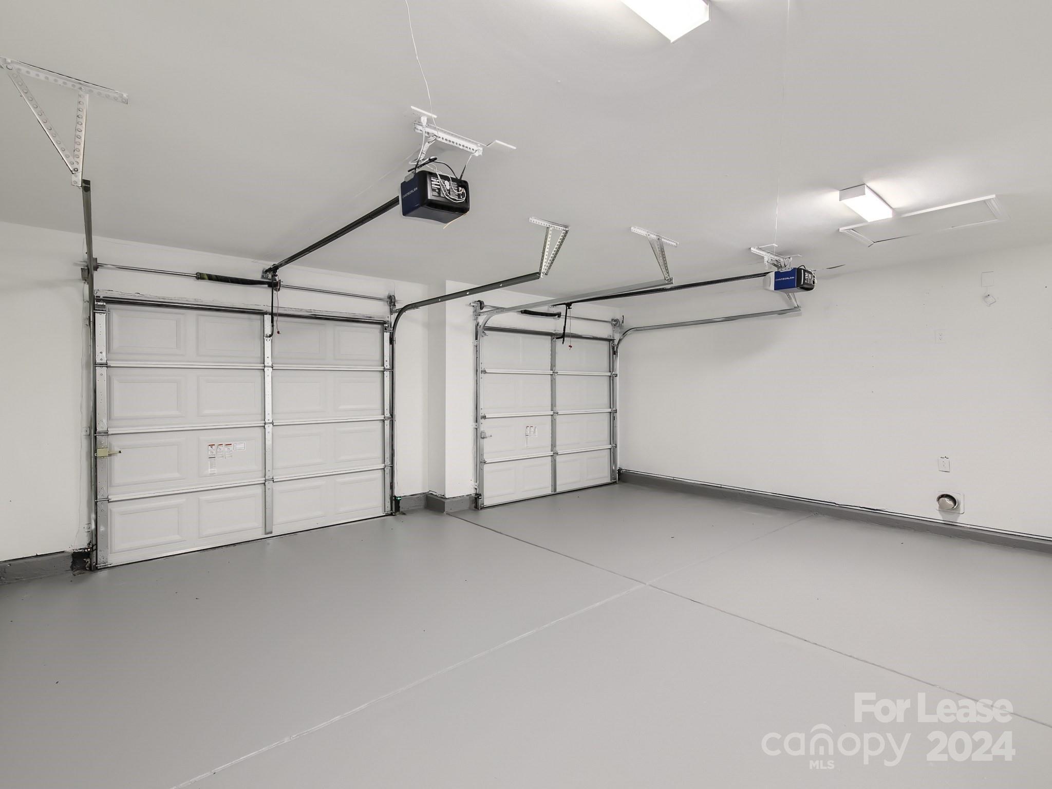 Village Green at Wellsbrook - Residential Lease