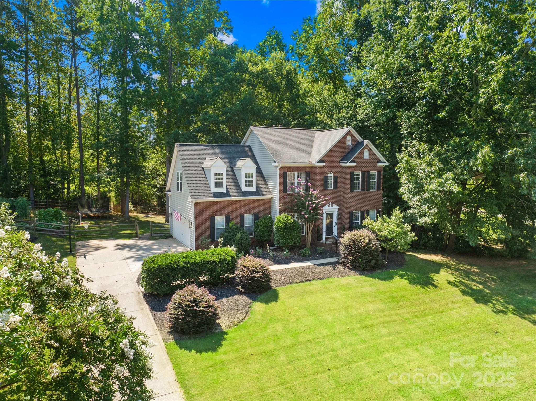1013 Muirfield Drive