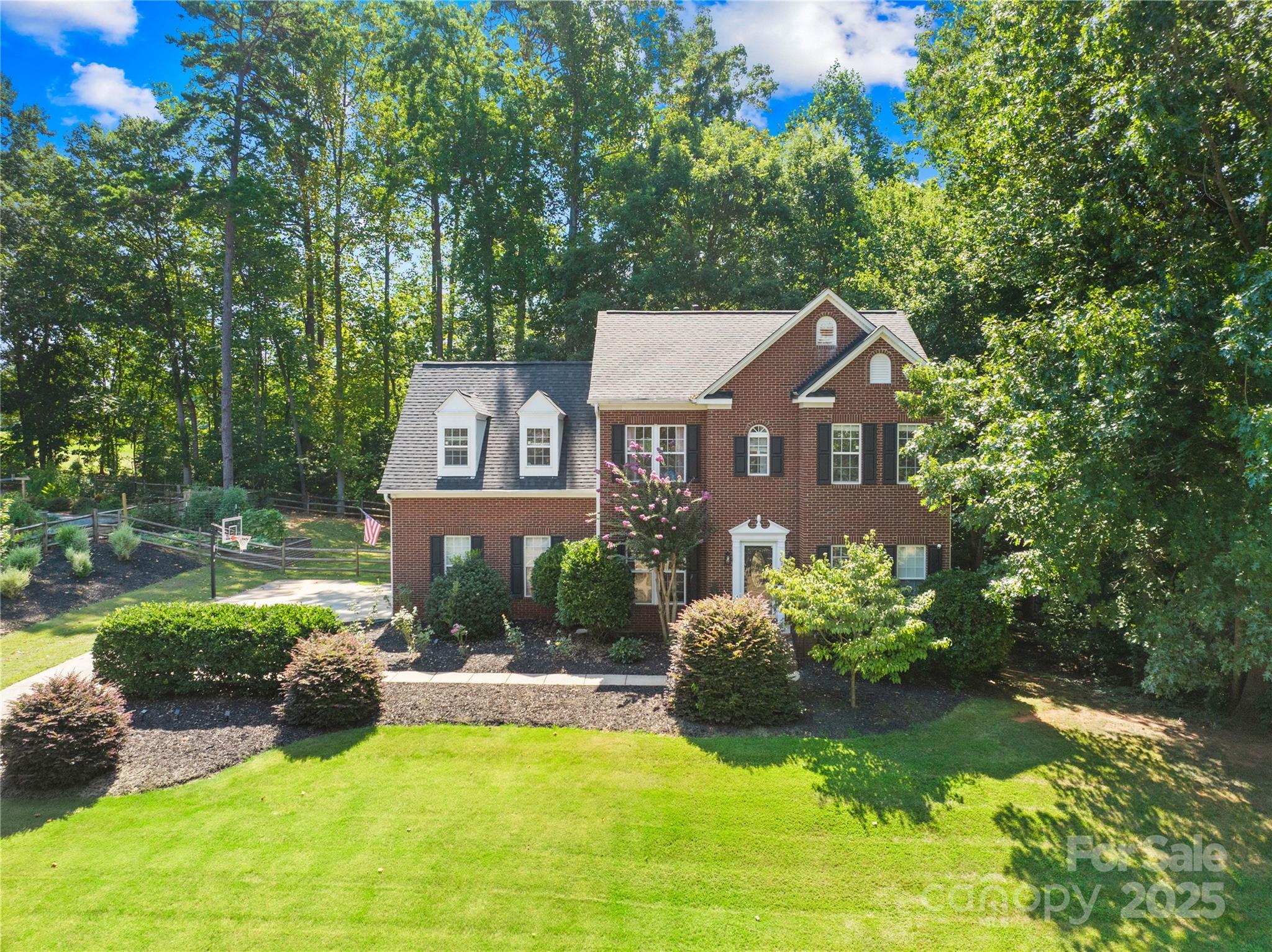 1013 Muirfield Drive