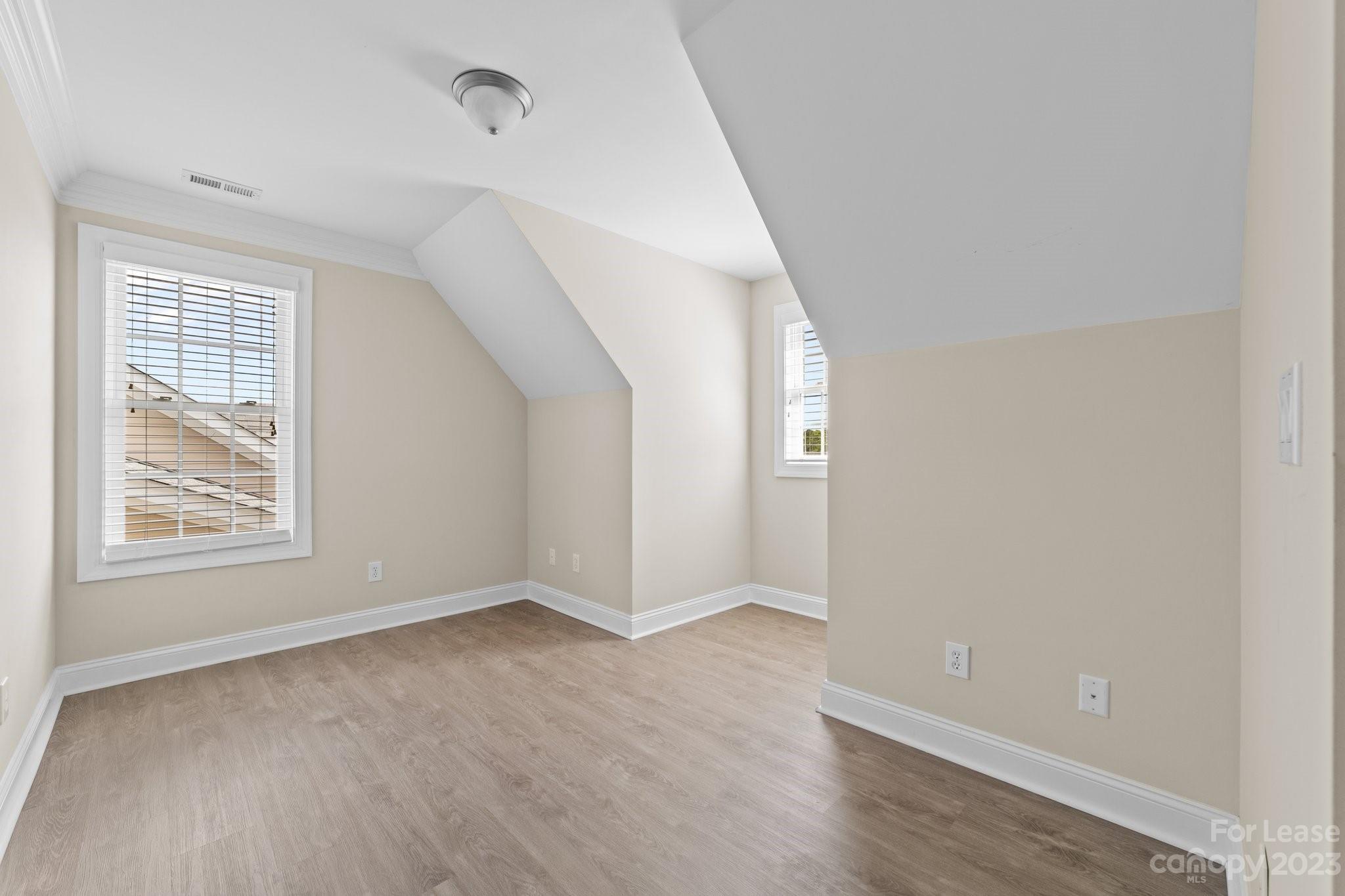 Kellswater Bridge - Residential Lease