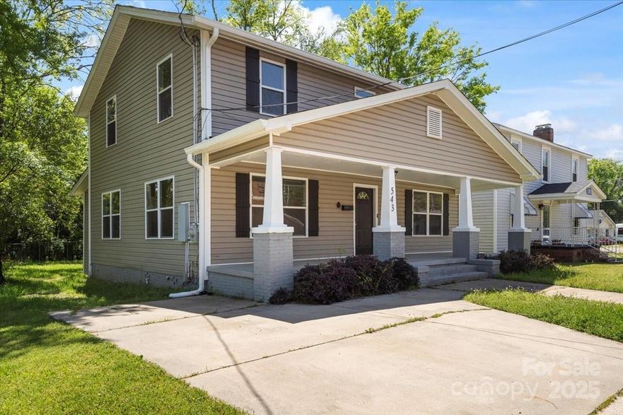 REDUCED $18,000. Come take a look at this beautiful historic home, in the middle of all that Rock Hill has to offer. This home has all of the modern amenities on the inside with a refrigerator, washer and dryer, new cabinets, granite countertops, stainless steel appliances. New wiring, plumbing, and windows have all been replaced within the last few years. Bathrooms have all new fixtures and vanities. Outside, most of the vinyl siding was replaced as well as a new roof in 2024. Back deck was replaced in the last few years. 

The home has 5 bedrooms, primary being downstairs, three full bathrooms with a primary ensuite and one full bathroom on the lower level and one full bathroom upstairs. This home has lots of space that the new owner can use. Come take a look at this house that looks historic on the outside, with a modern interior or the inside. The seller helps buyer with part of the cost to replace the carpet with a reasonable offer .

Security system in the house is included .