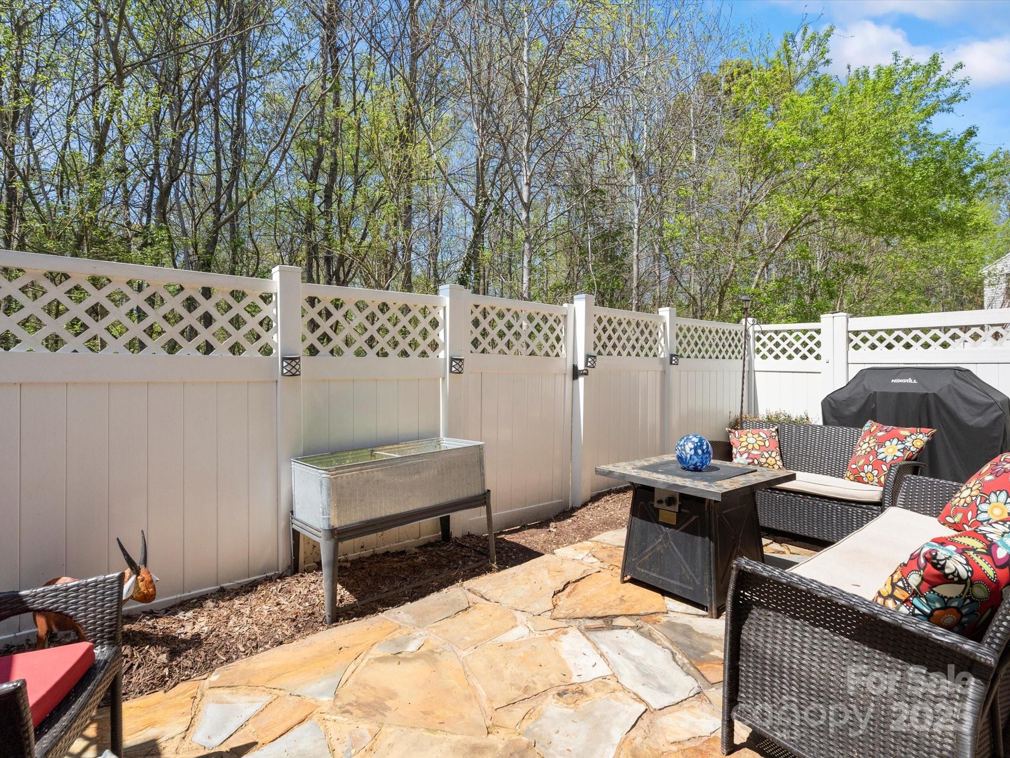 Cascades at River Crossing - Residential