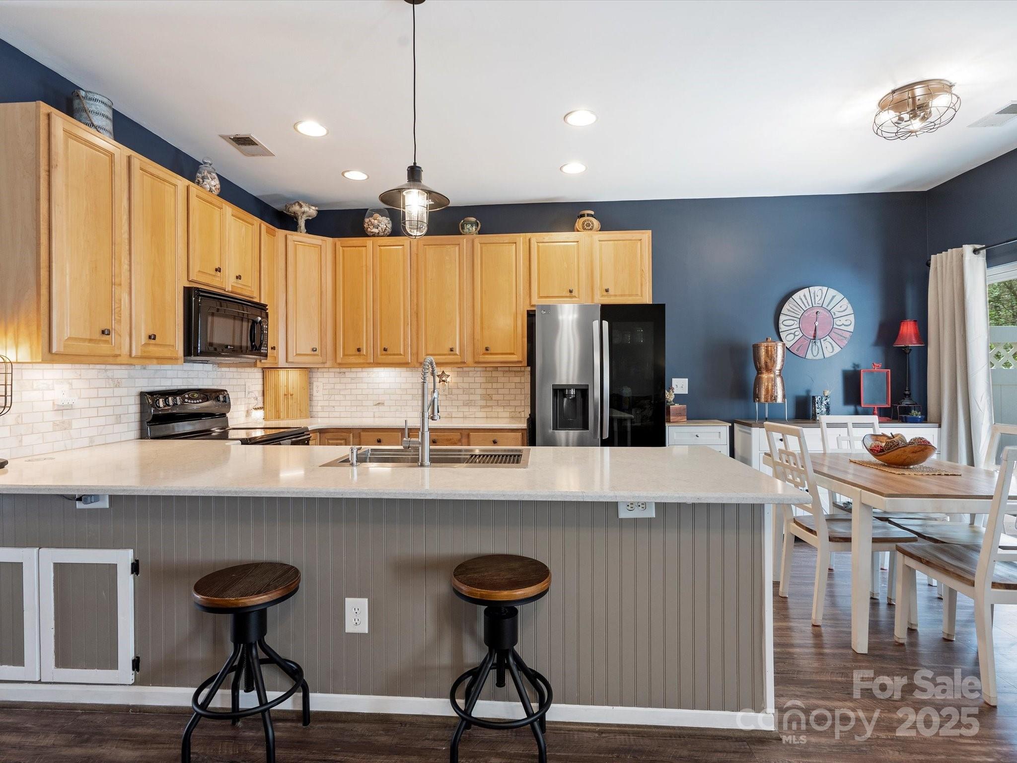 Cascades at River Crossing - Residential