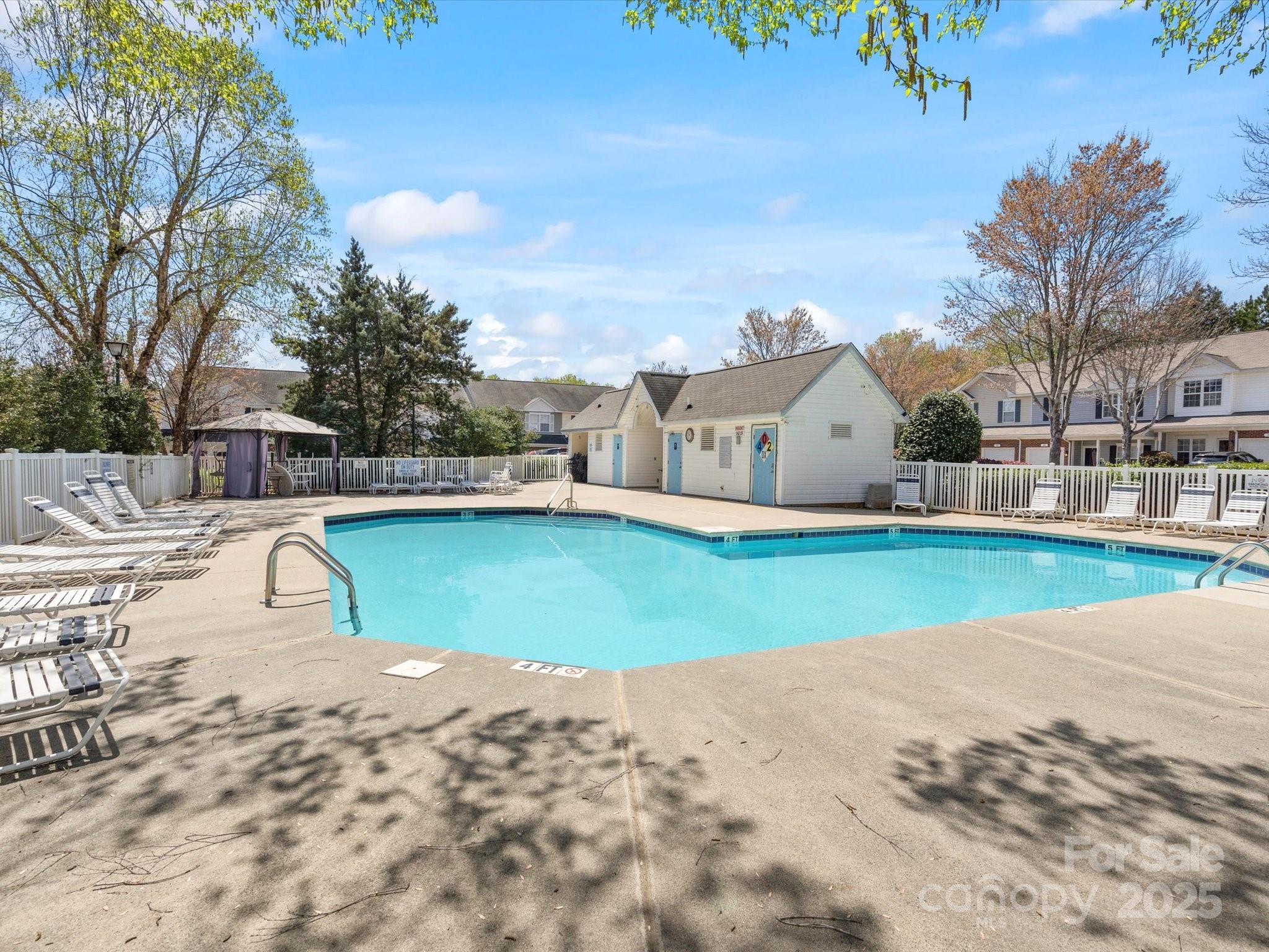 Cascades at River Crossing - Residential