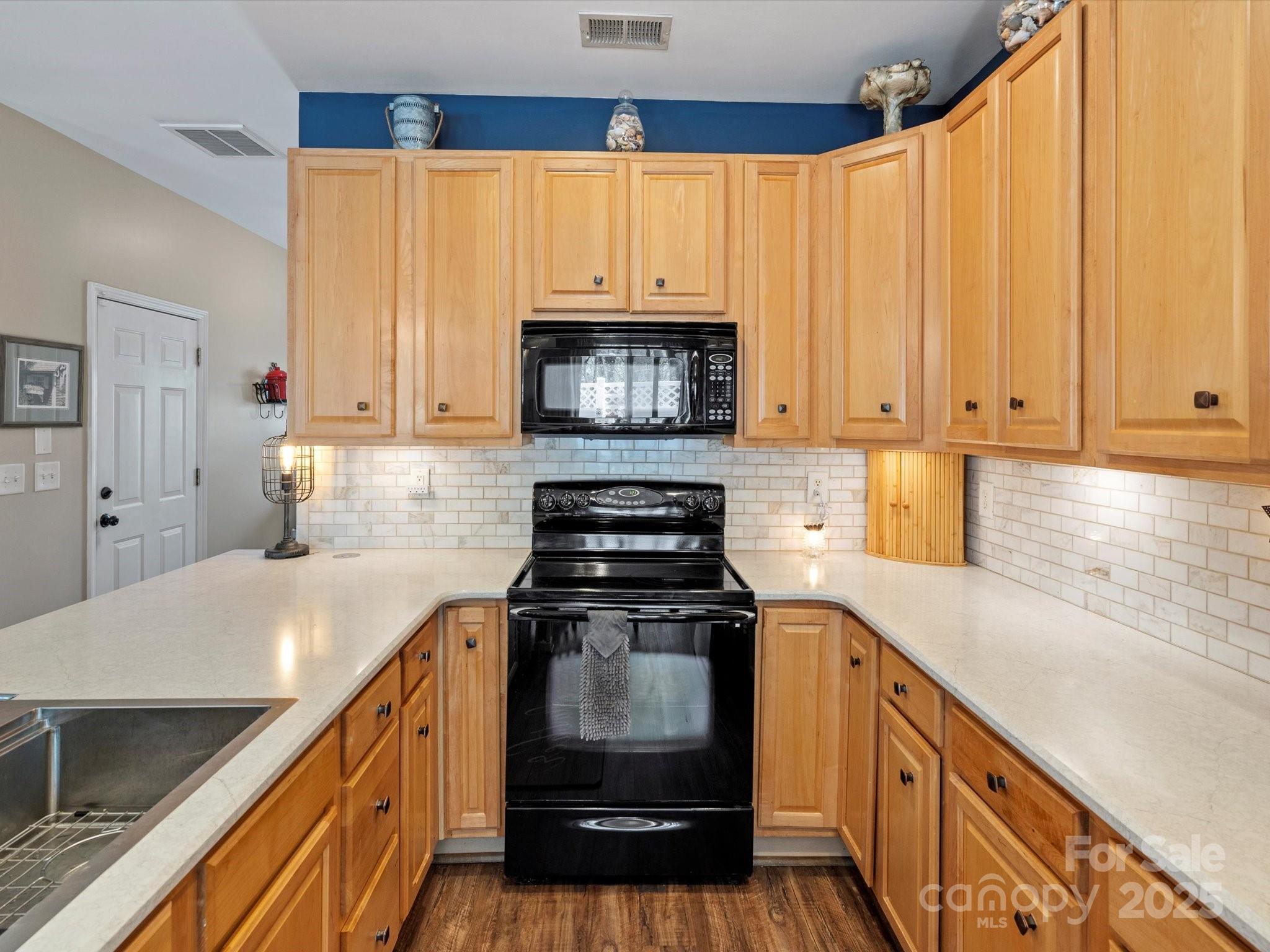 Cascades at River Crossing - Residential