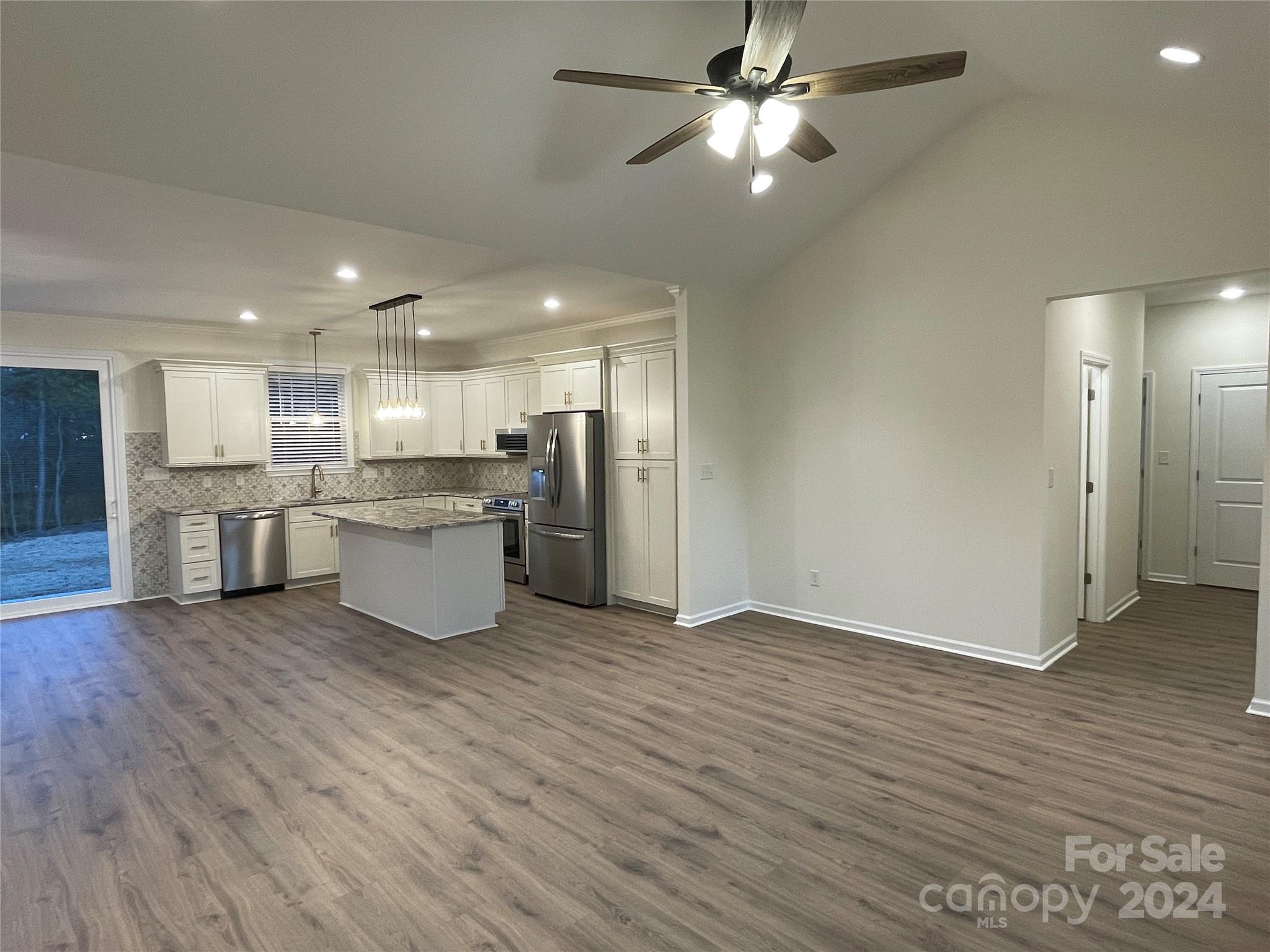 Stonewall Jackson Park - Residential