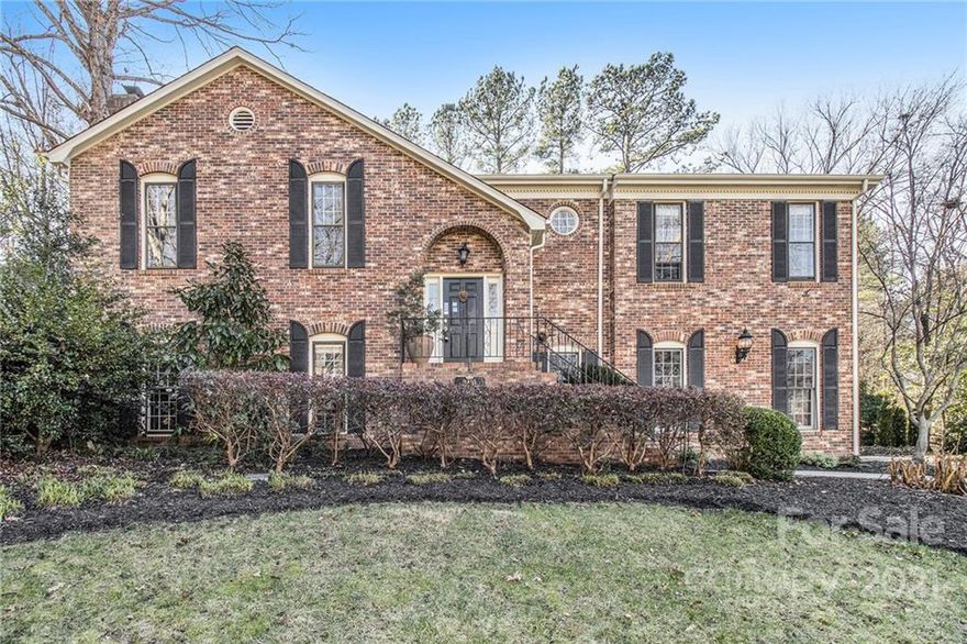 This Charlotte one-story cul-de-sac home offers granite countertops, and a two-car garage.