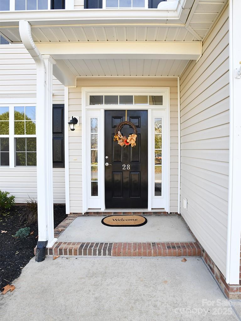 28 Stone River Drive